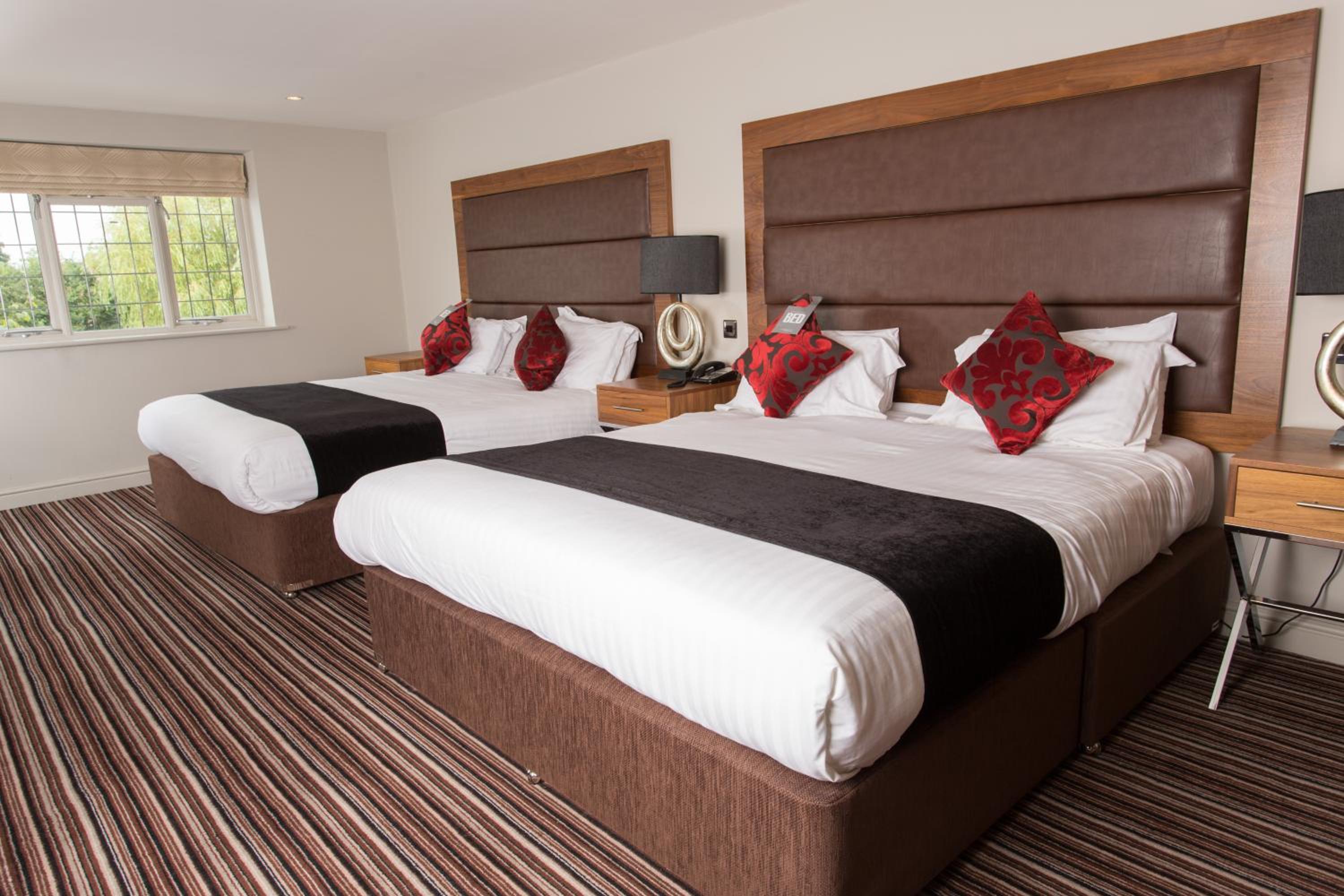 Executive Twin Room - Photo 1
