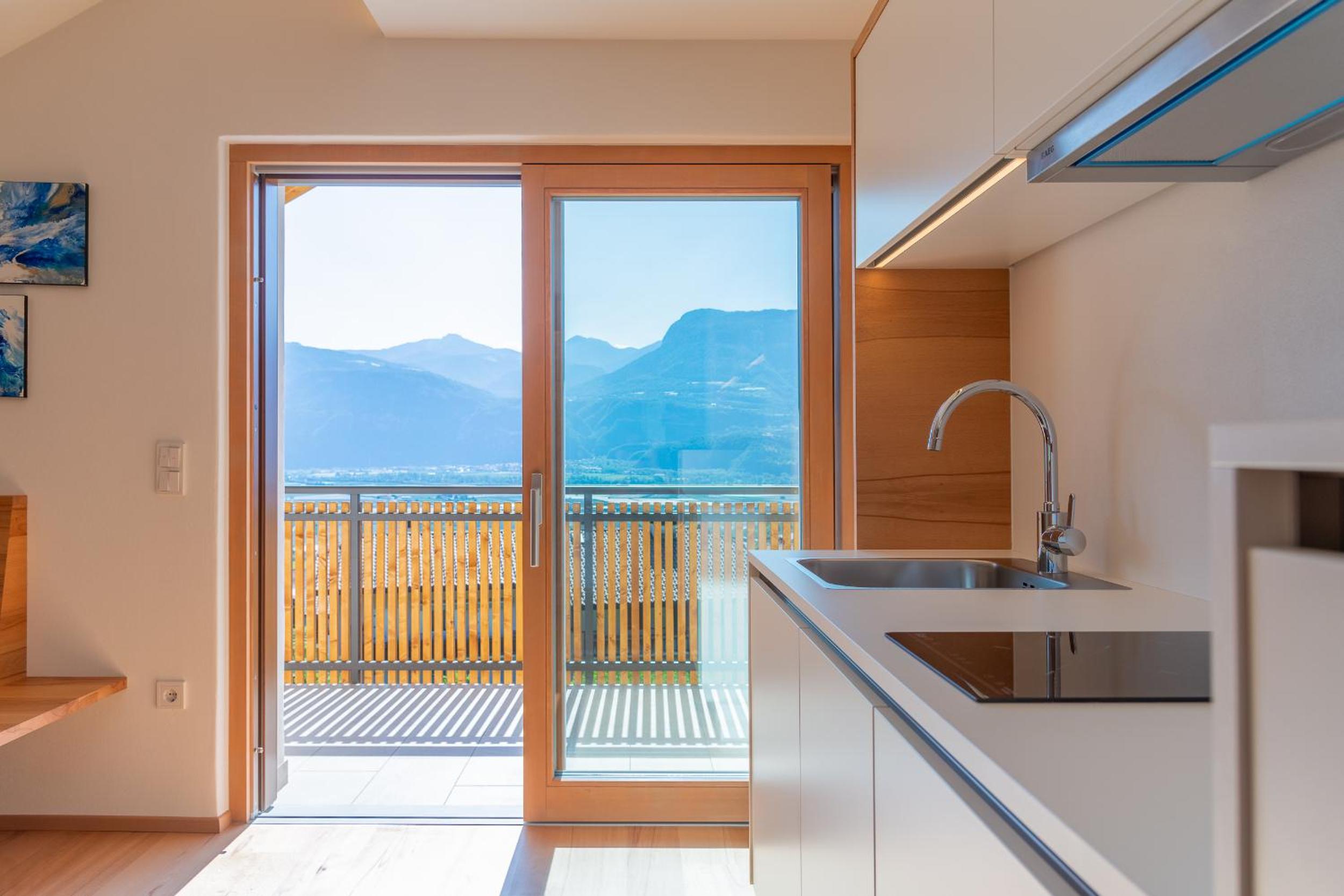 Apartment with Lake View photo 2