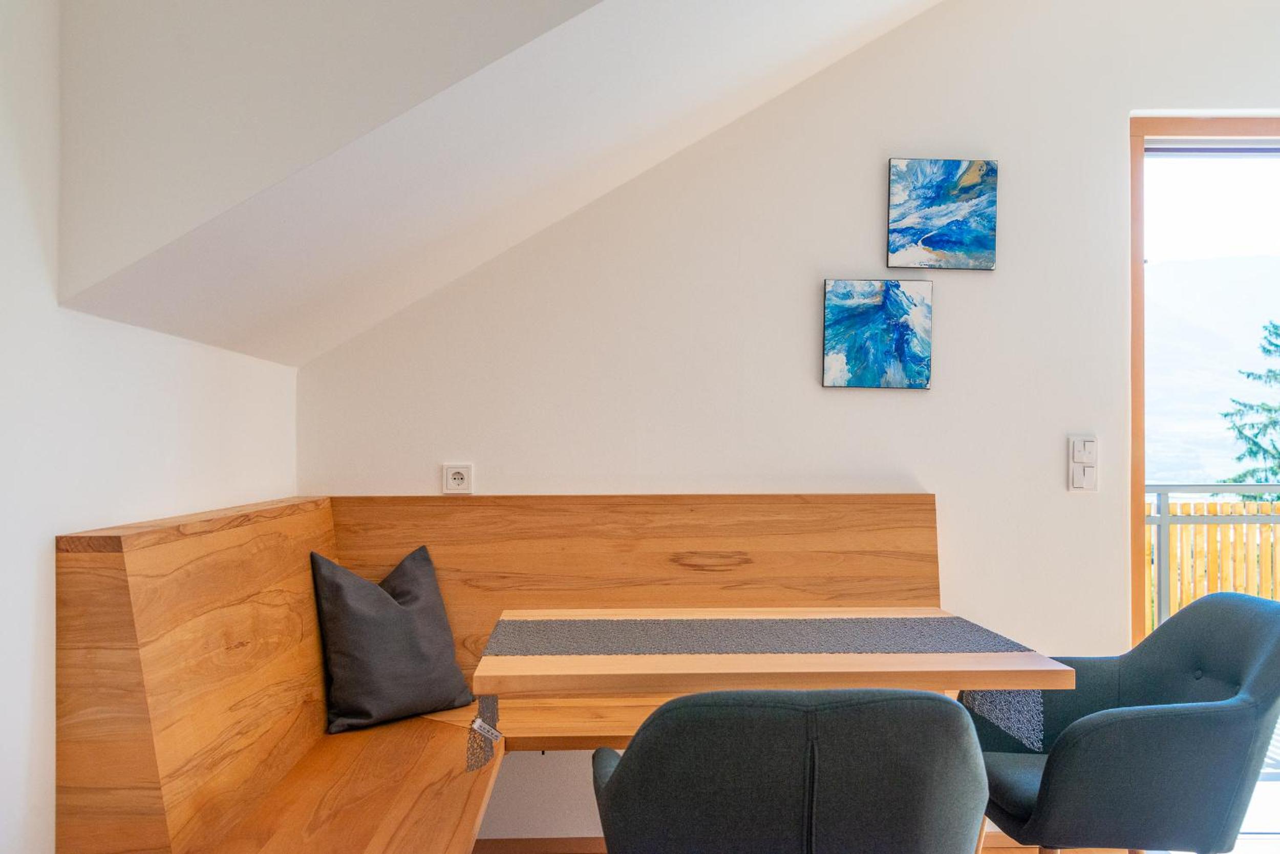 Apartment with Lake View photo 3