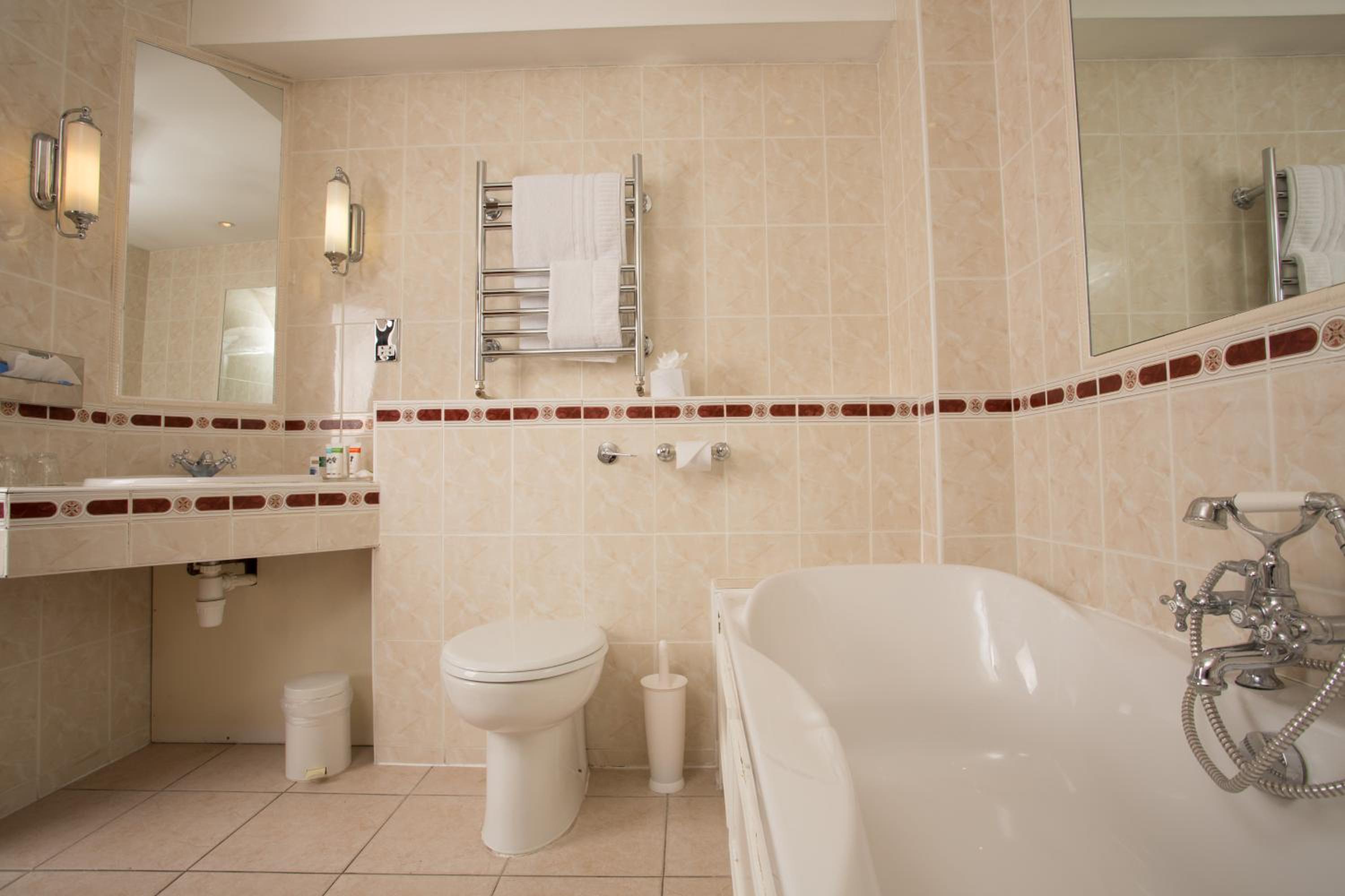 Classic Junior Suite - Photo 4
