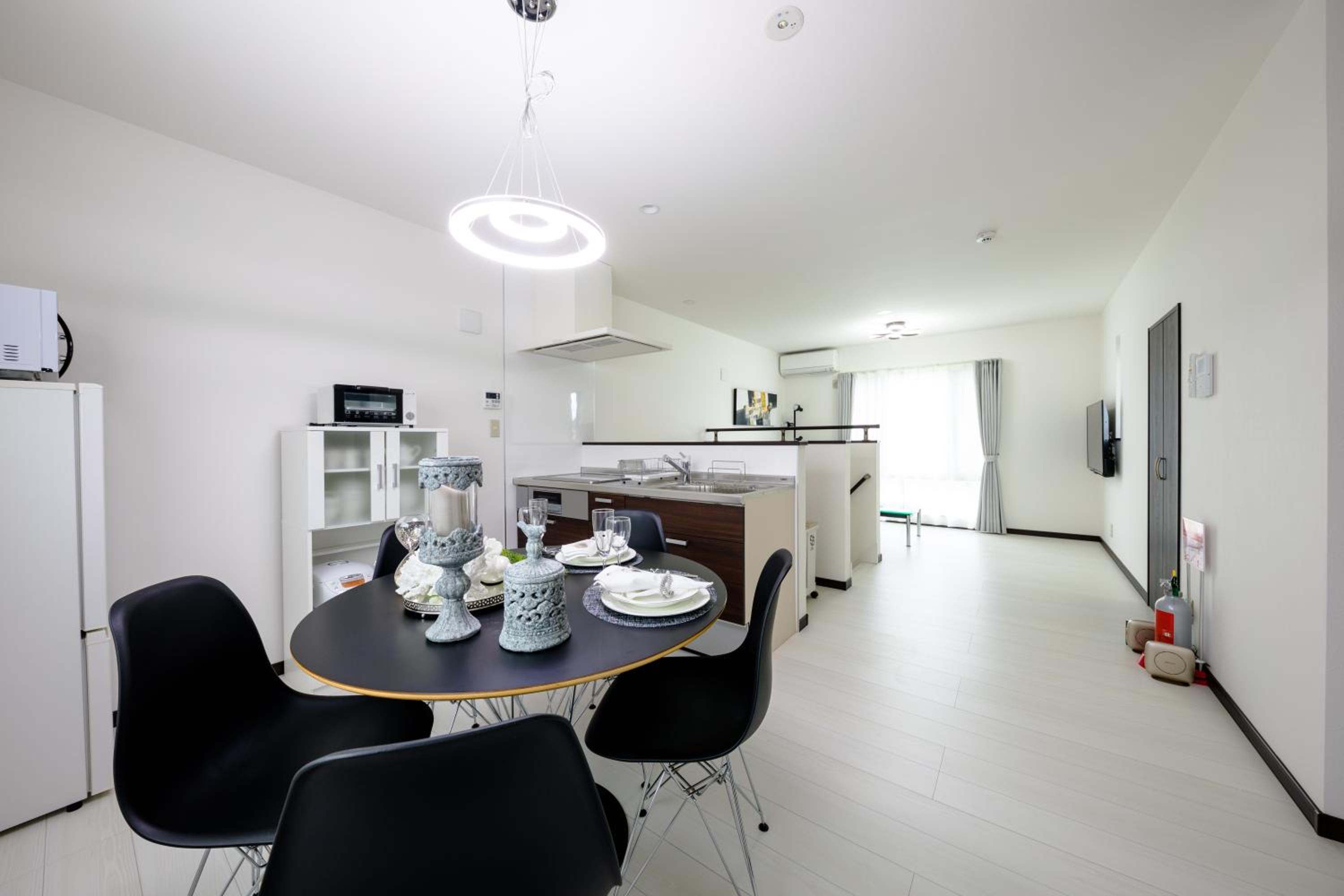 Three-Bedroom Villa - Photo 18