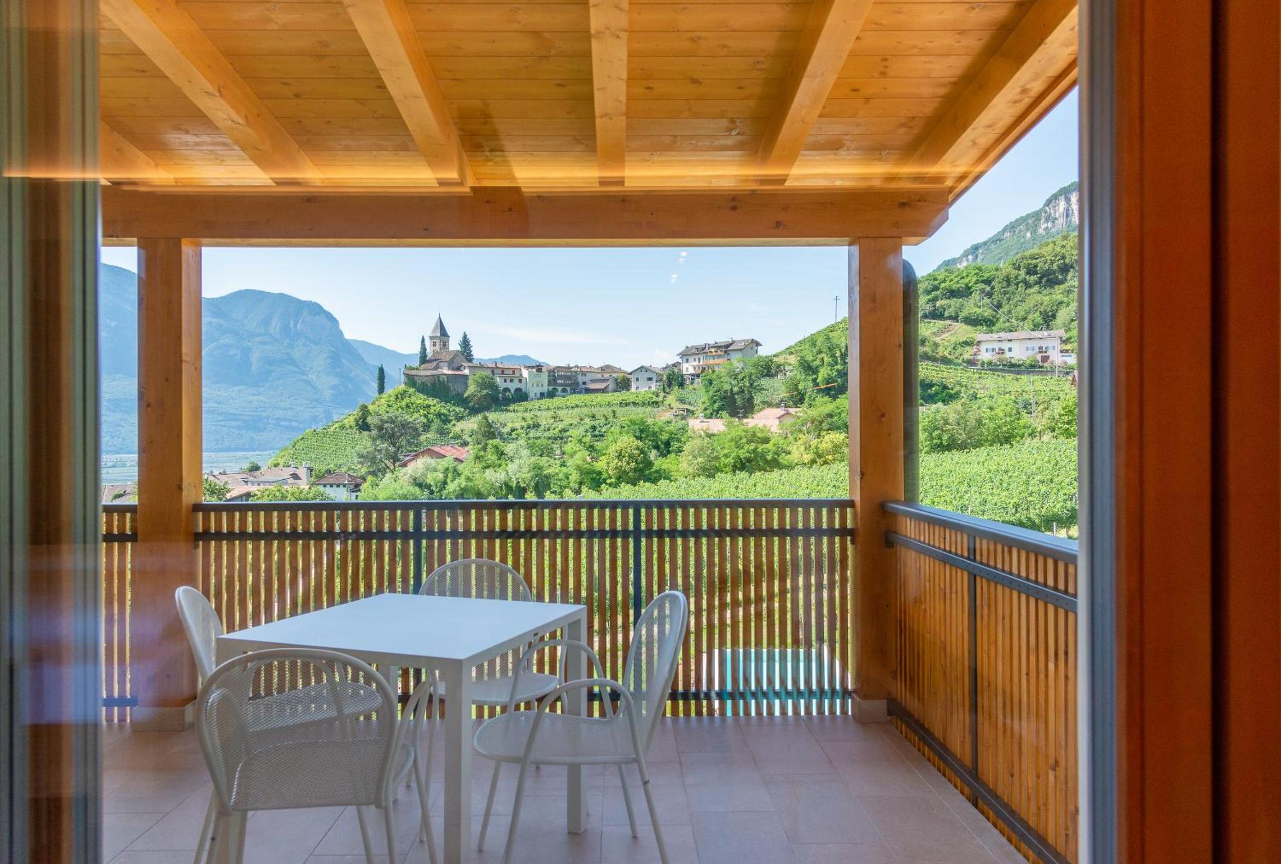 Apartment with Pool View  photo 2