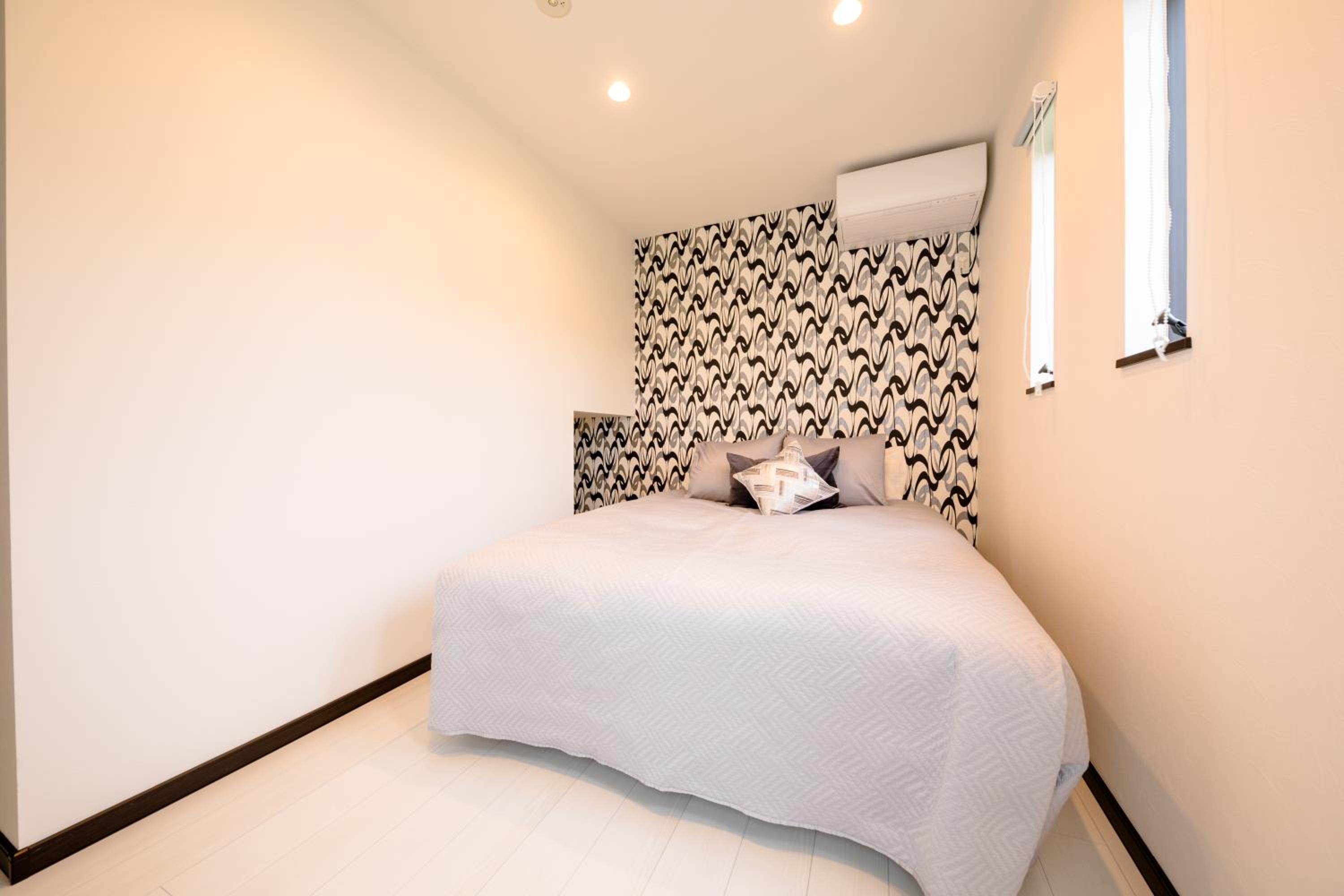 Three-Bedroom Villa - Photo 19