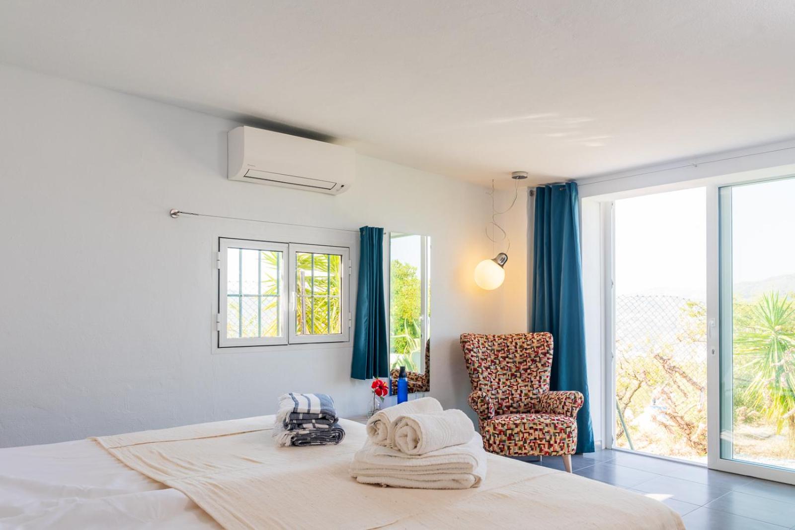 Deluxe Double or Twin Room with Mountain View photo 2