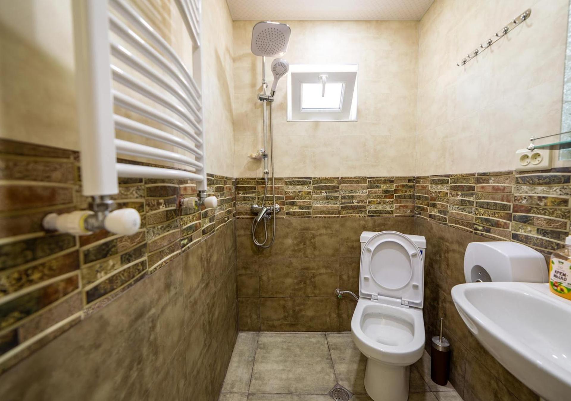 Quadruple Room with Private External Bathroom photo 2