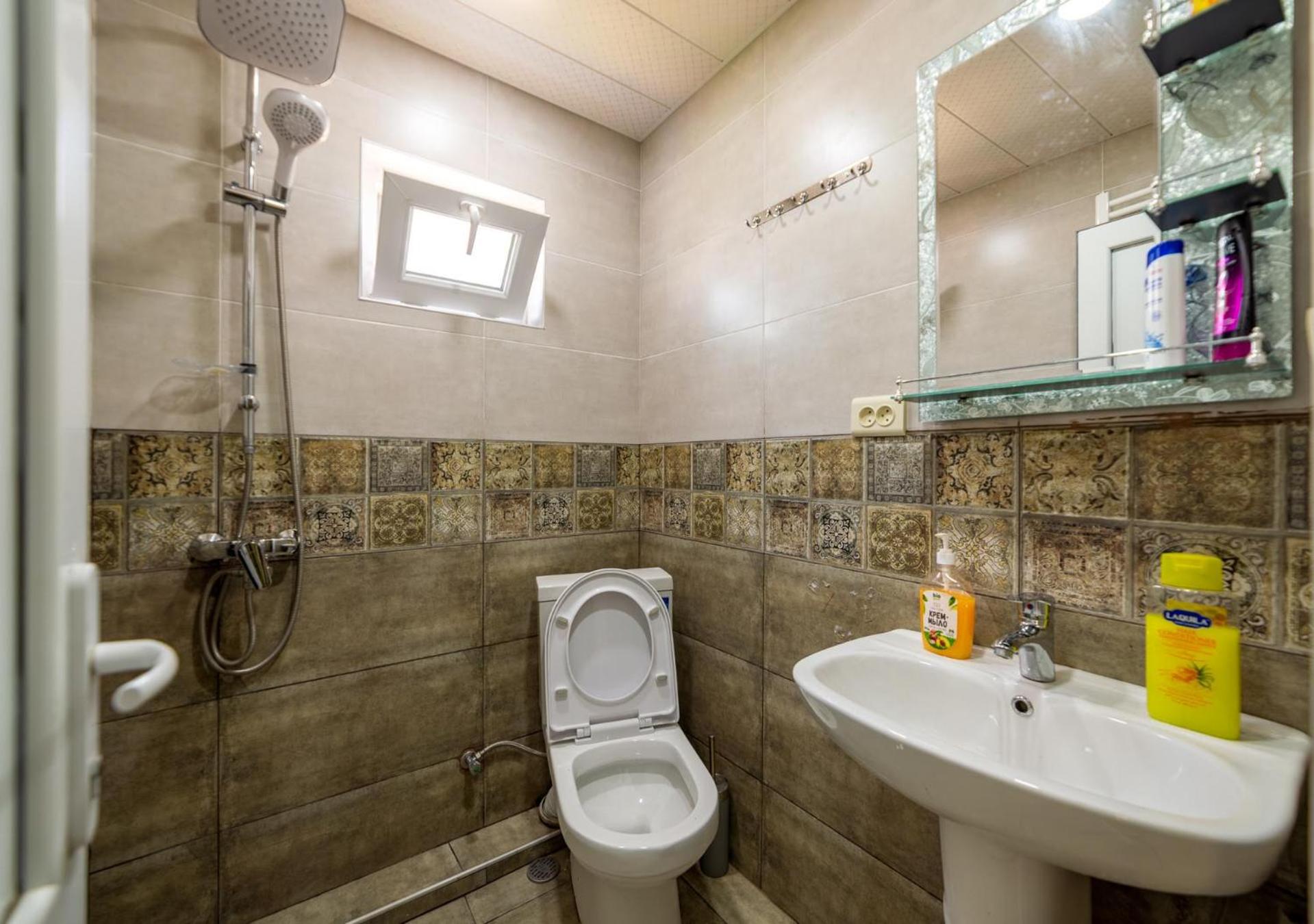 Quadruple Room with Private External Bathroom photo 3