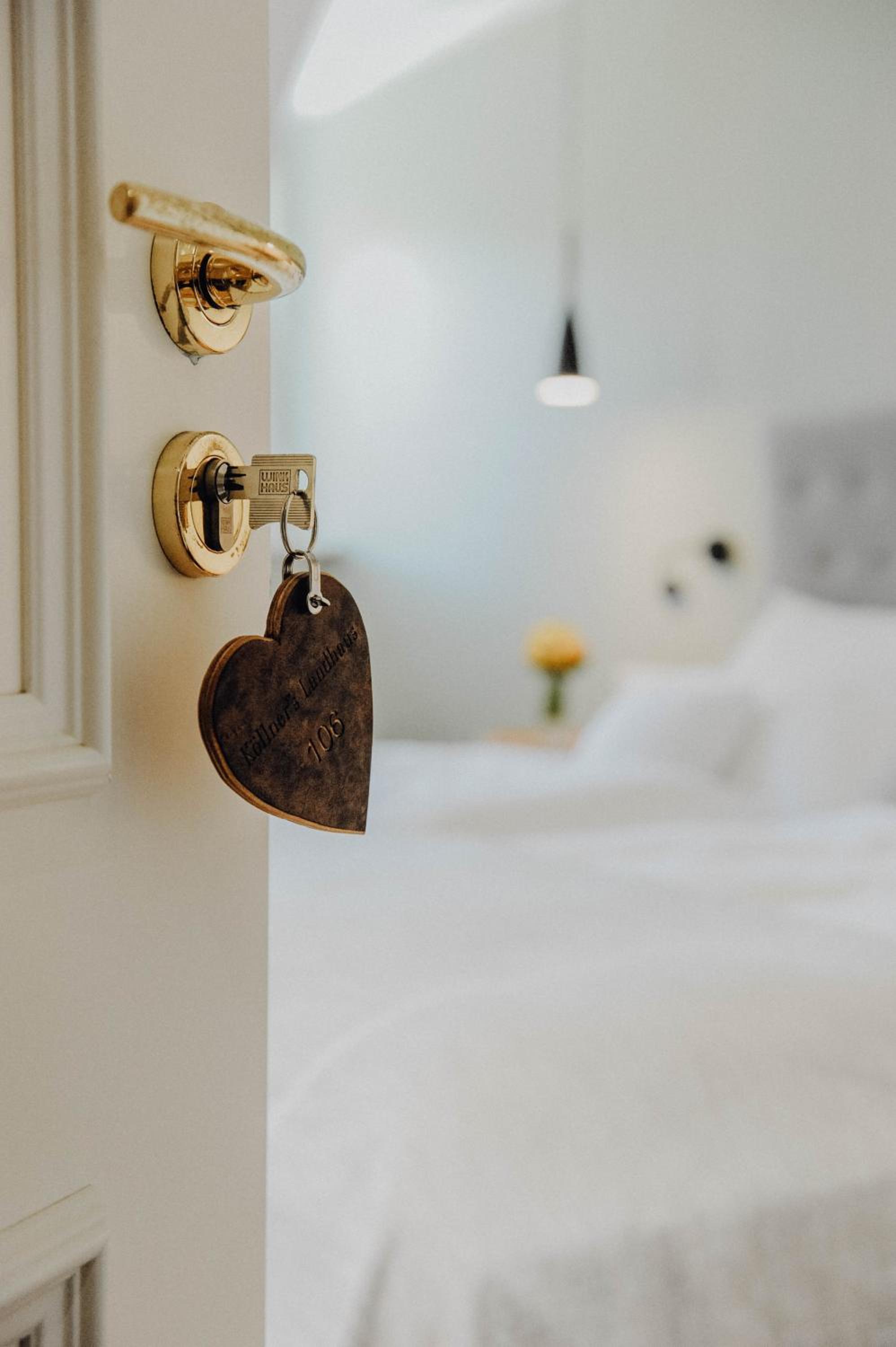 Double Room - Photo 8