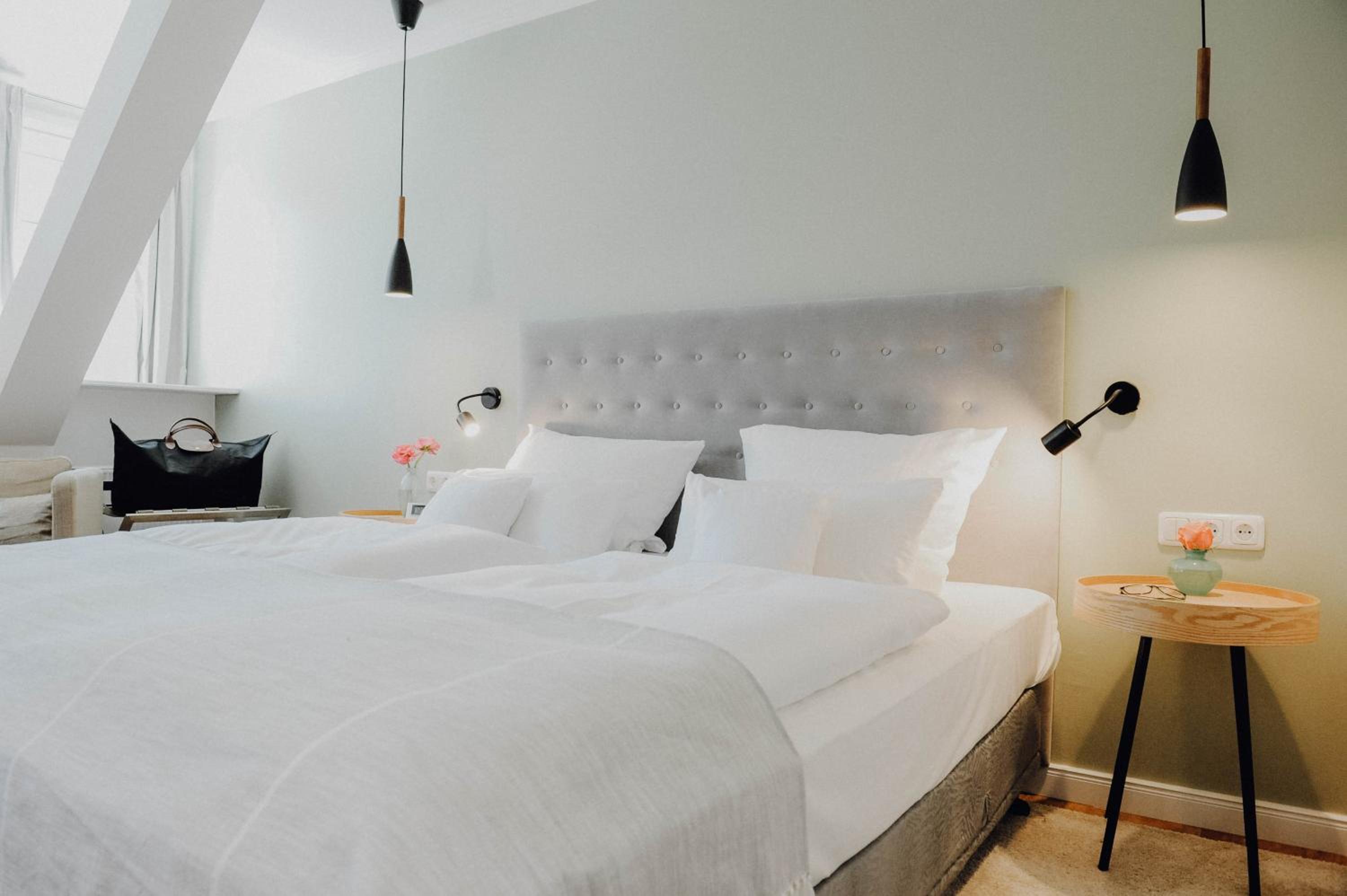 Double Room - Photo 12