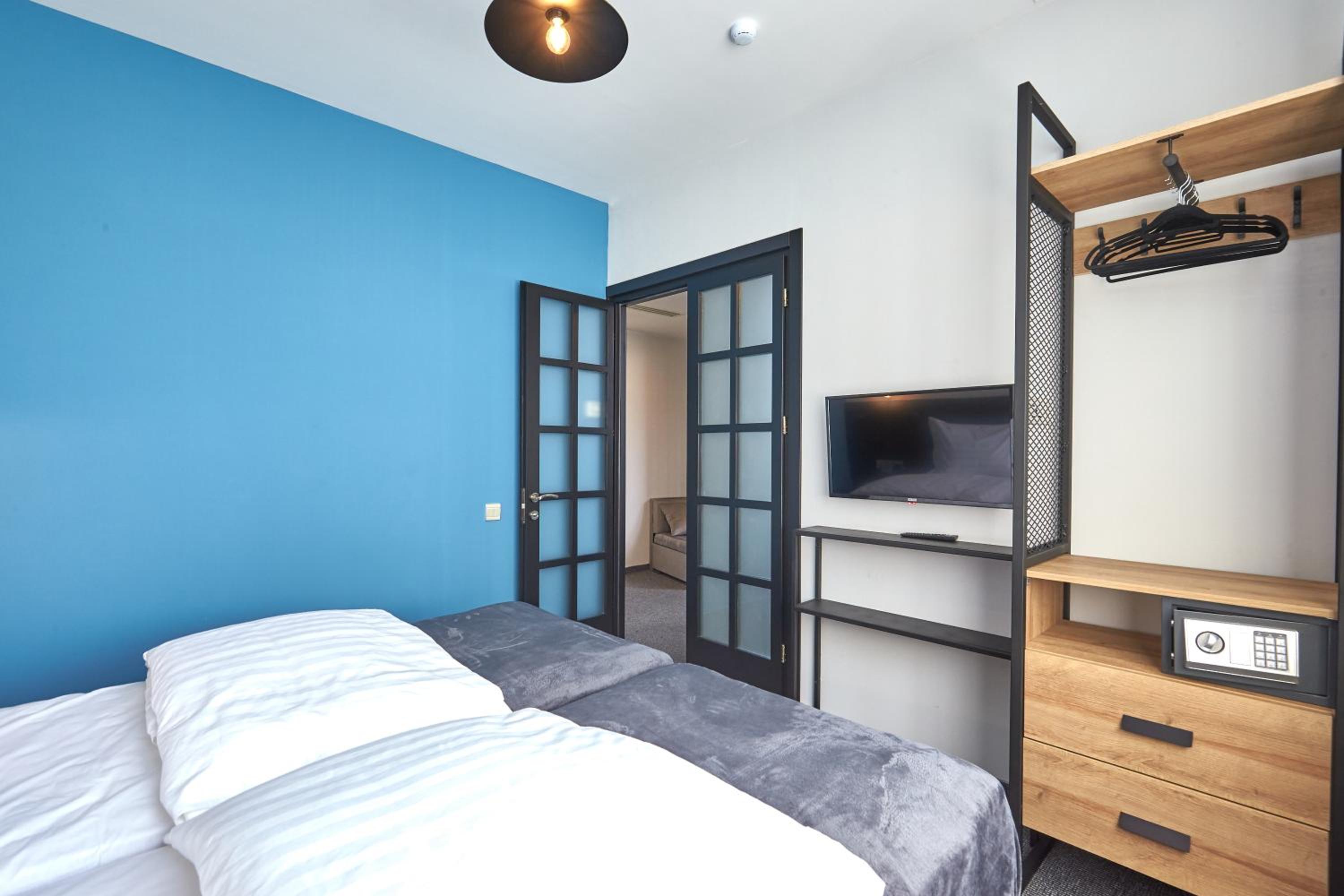 Deluxe Twin Room - Photo 5