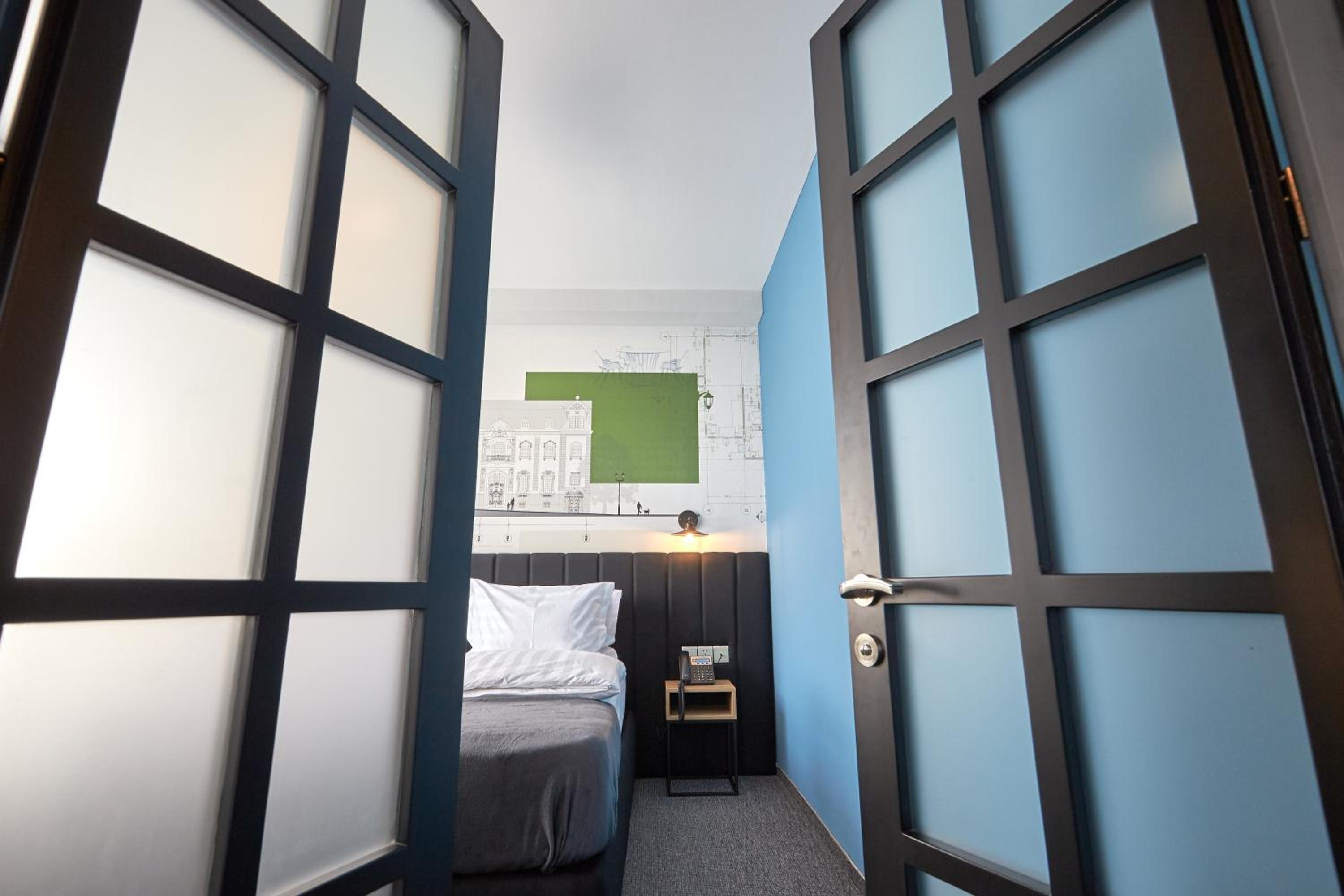 Deluxe Twin Room - Photo 2
