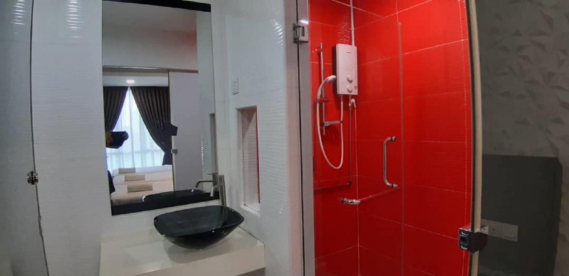 Triple Room with Window