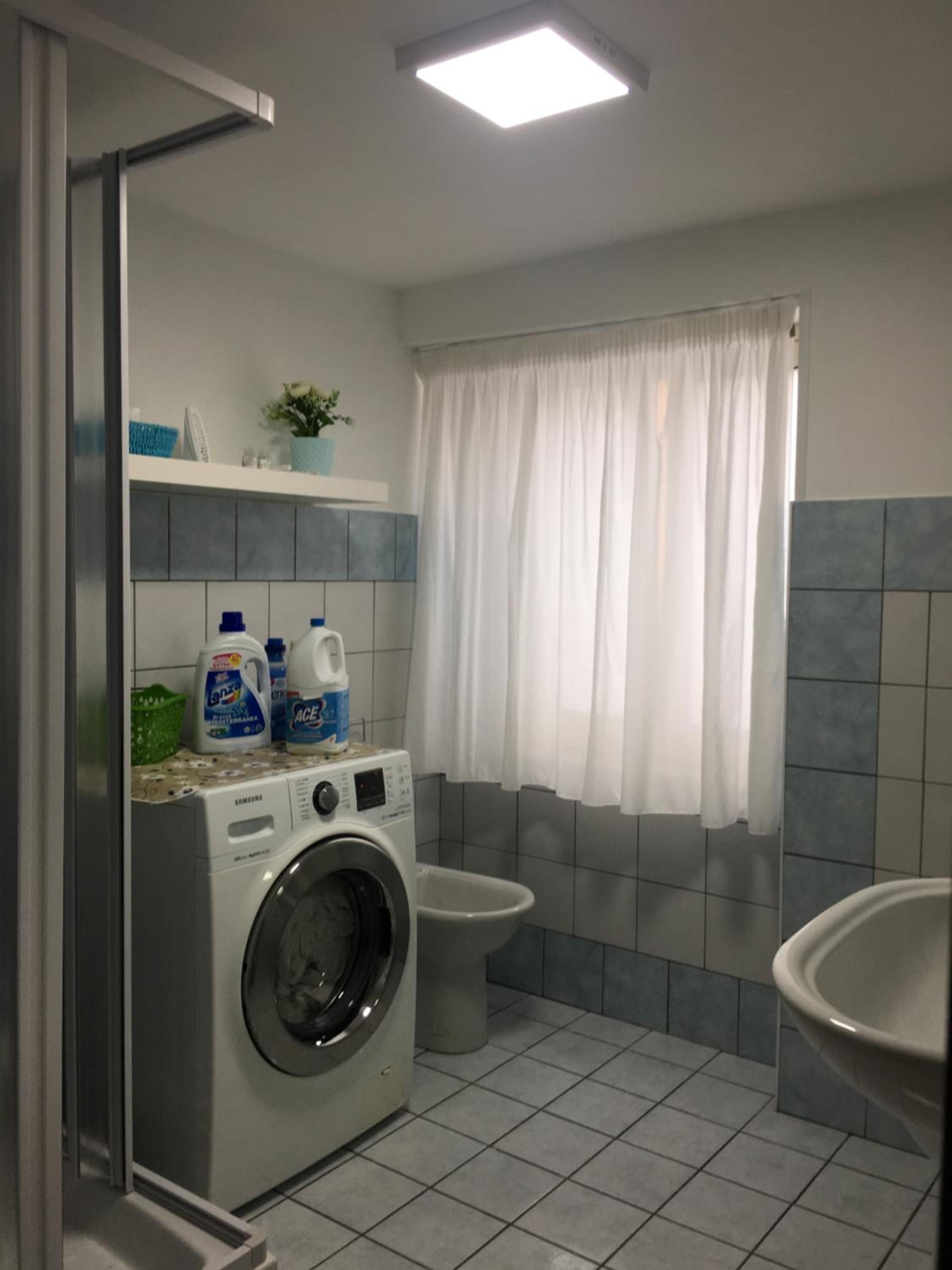 Triple Room with Private Bathroom - Photo 9