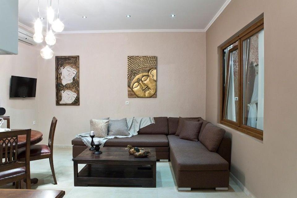 Two Bedroom Villa with Garden View photo 2