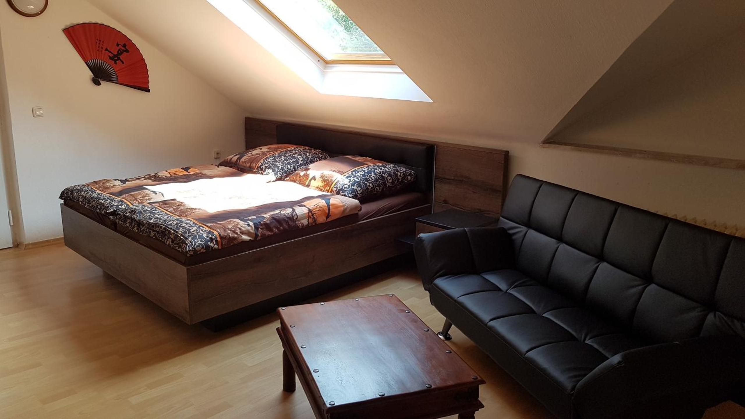 3-Bett-Zimmer mit Bad - ohne Kueche photo 1