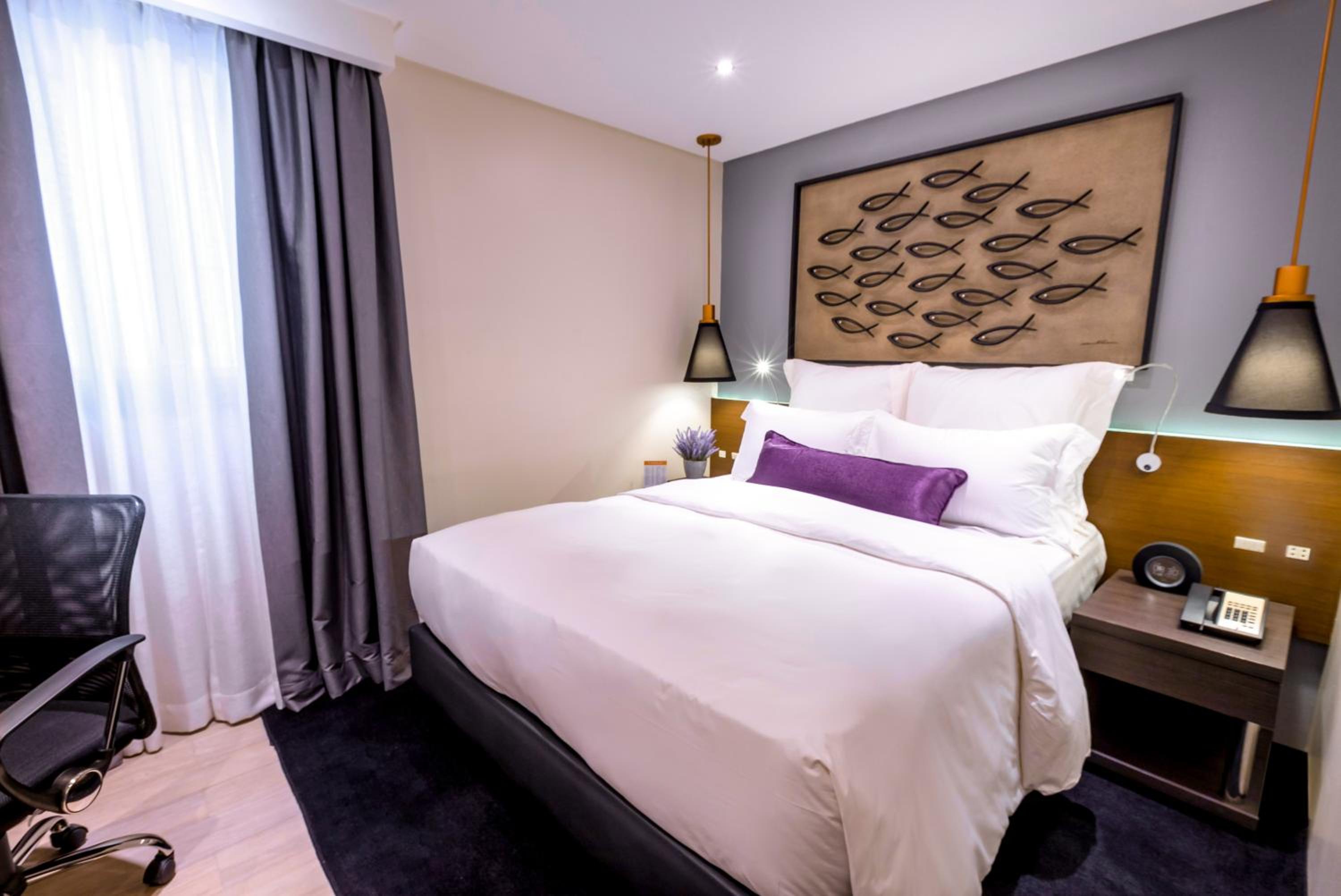 Standard Queen Room - Photo 1
