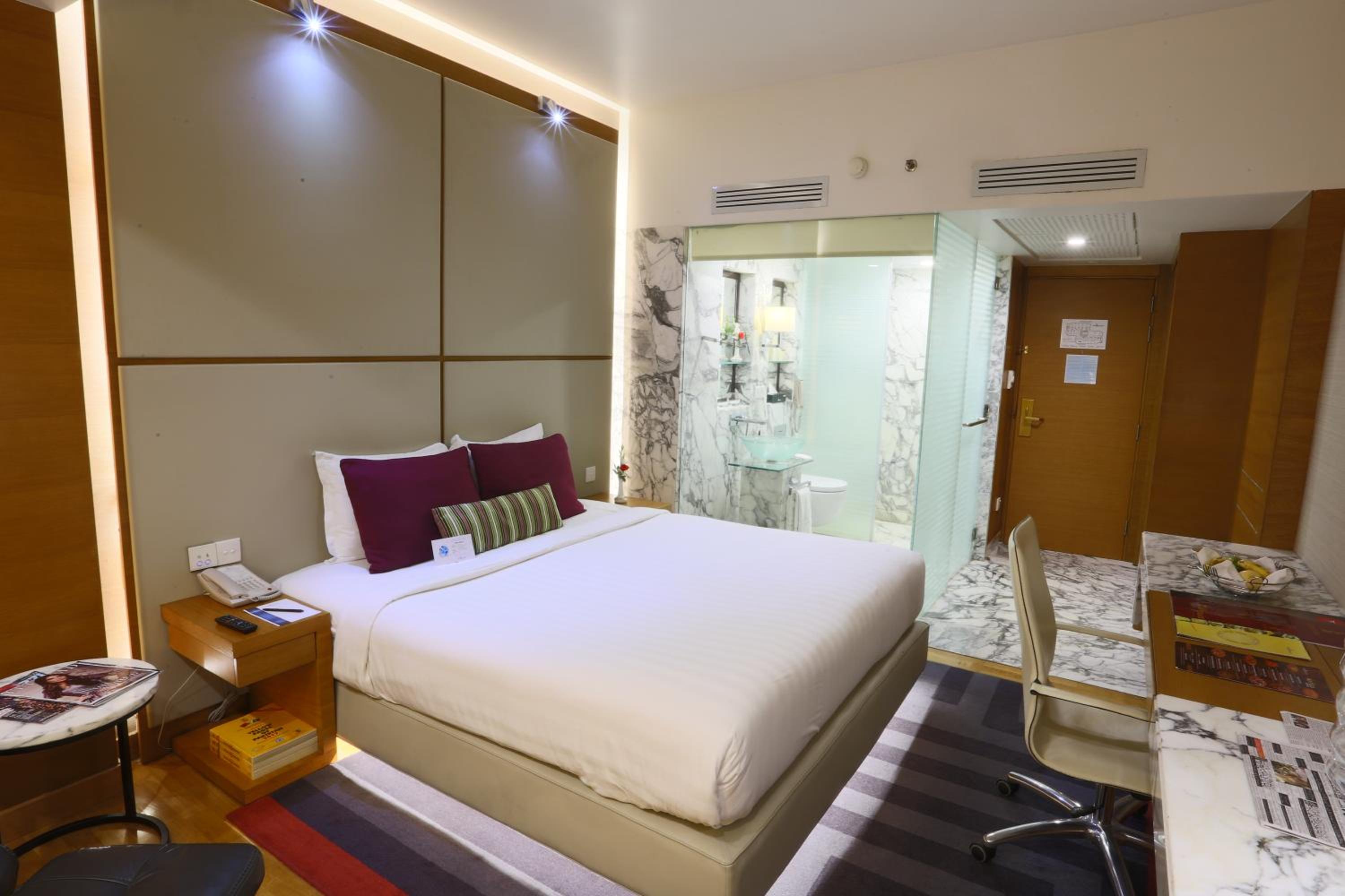 Standard King Room