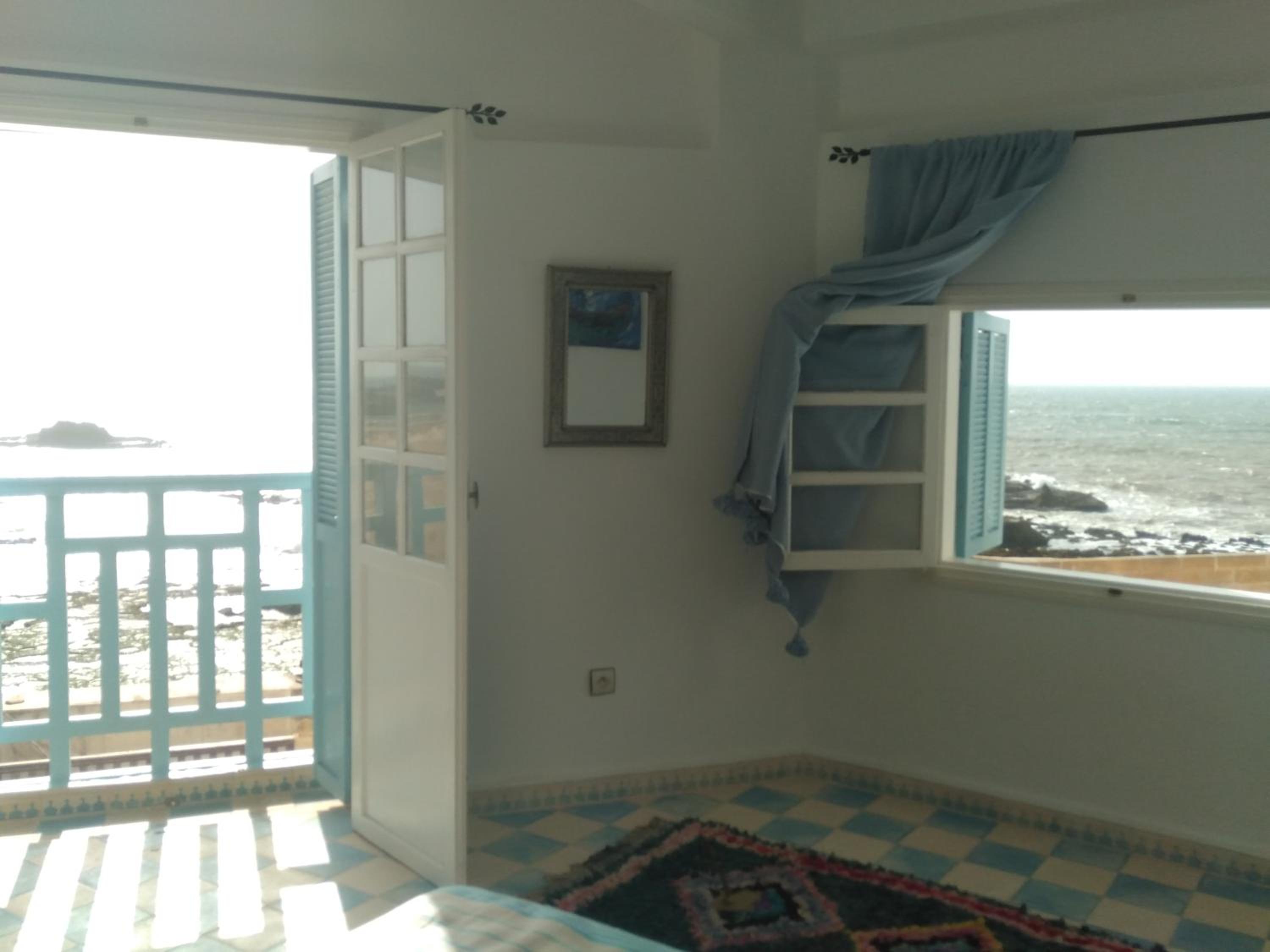 Apartment with Sea View - Photo 22