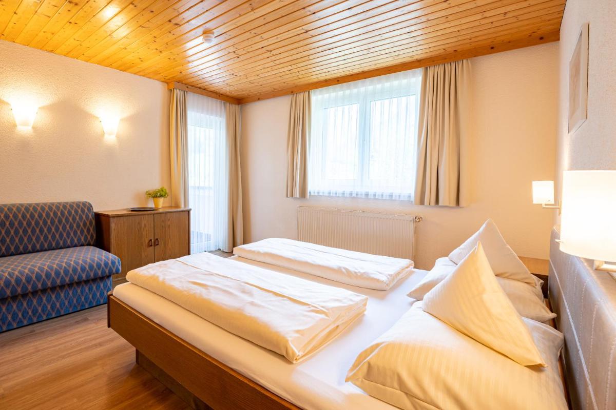 Standard One-Bedroom Apartment with Balcony