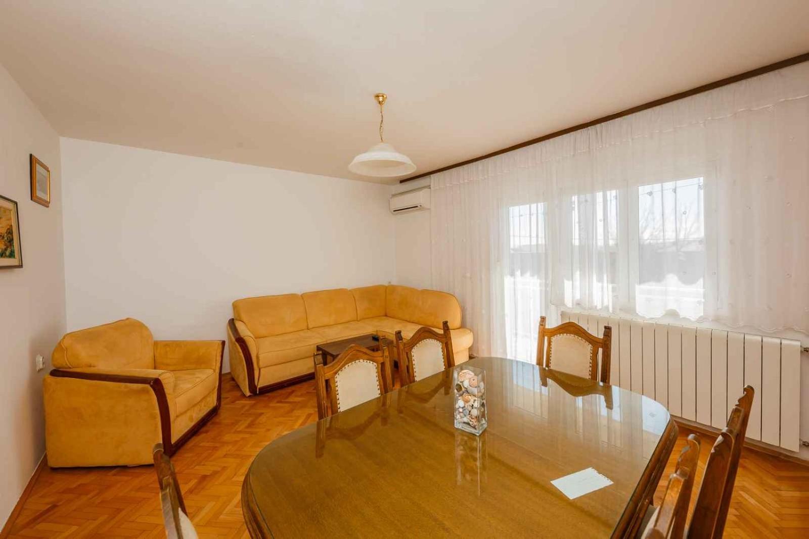 Three-Bedroom Apartment with Balcony