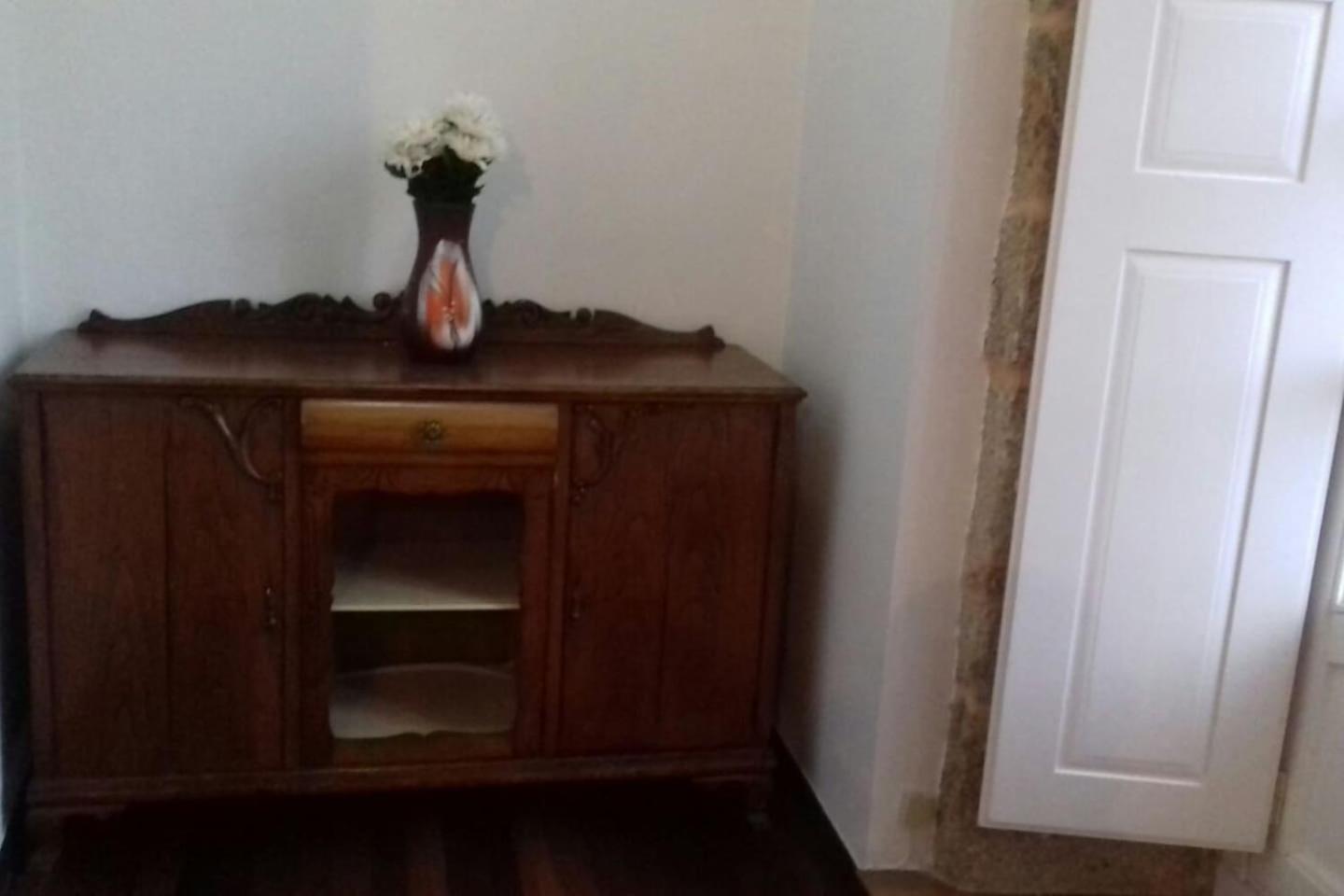 Three-Bedroom Apartment - Photo 27