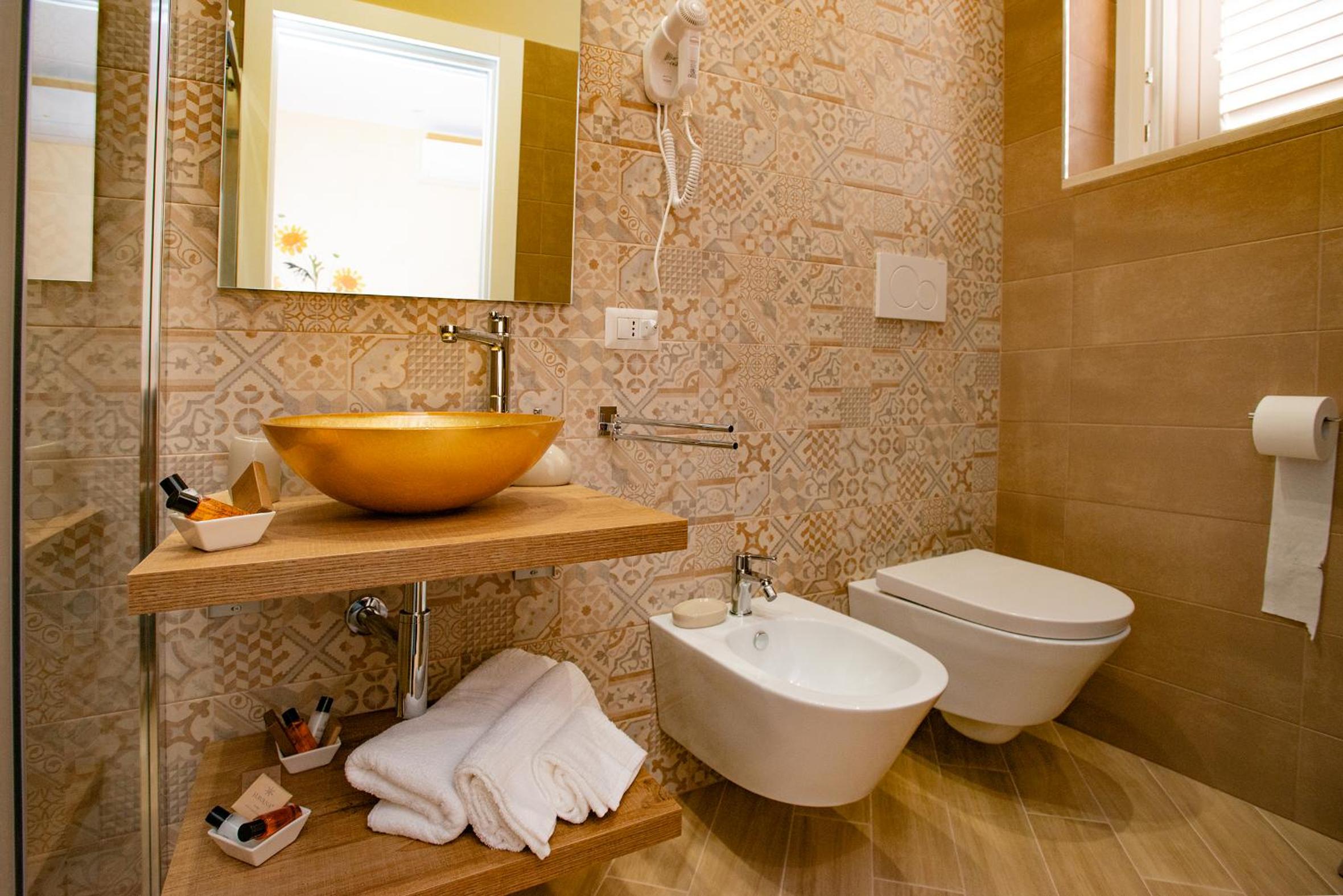 Deluxe Triple Room - Photo 5