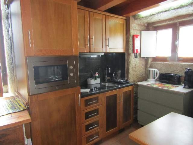 One-Bedroom House - Photo 31