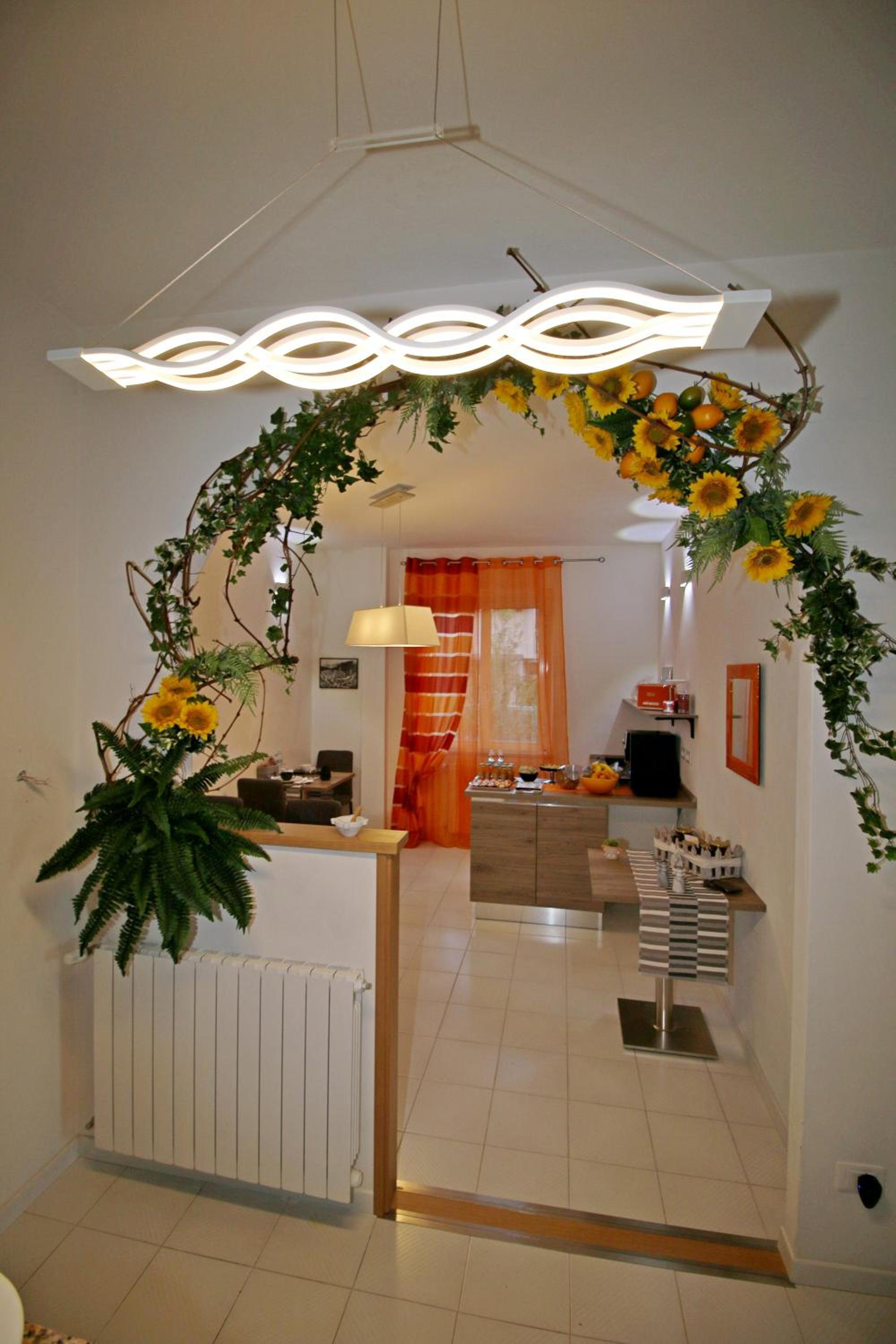 Deluxe Double or Twin Room with Balcony - Photo 10