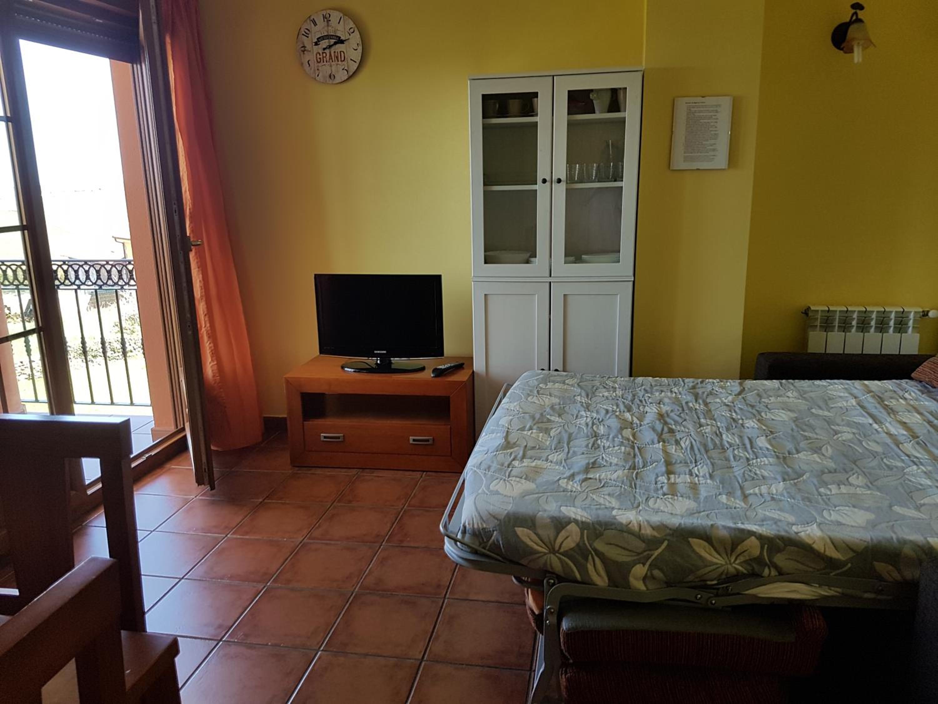 Two-Bedroom Apartment - Photo 5