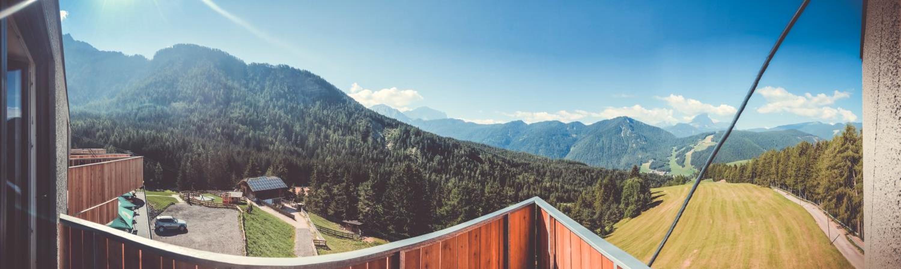 Junior Suite with Terrace and Mountain View
