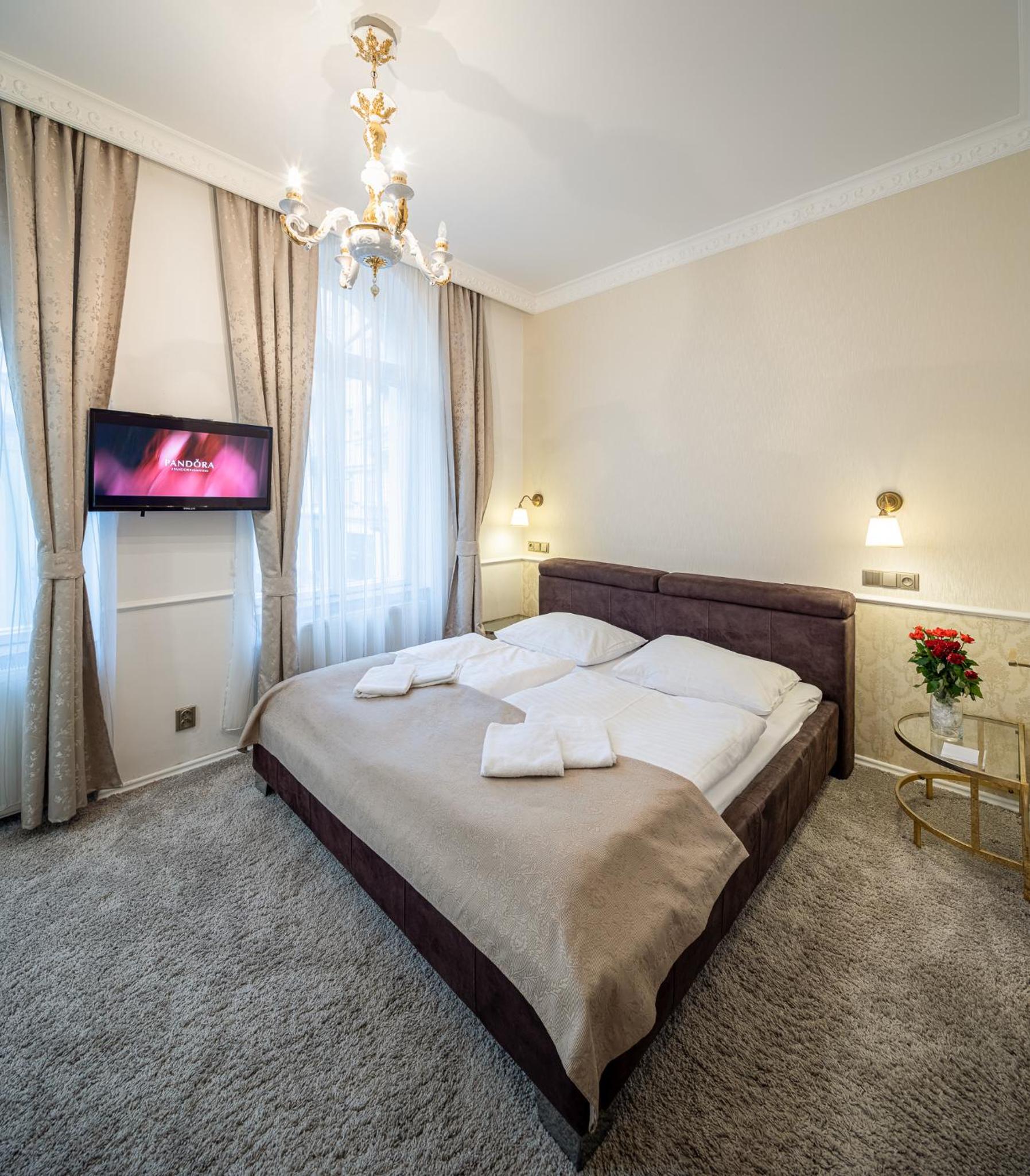 Triple Room - Photo 2
