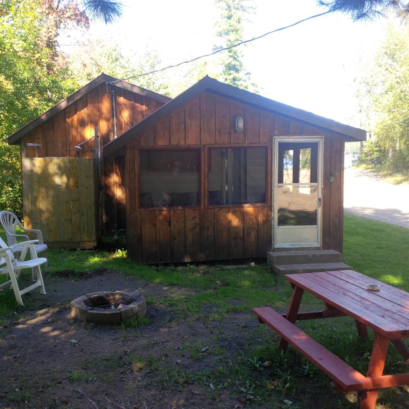 Economy Three-Bedroom Cottage photo 1