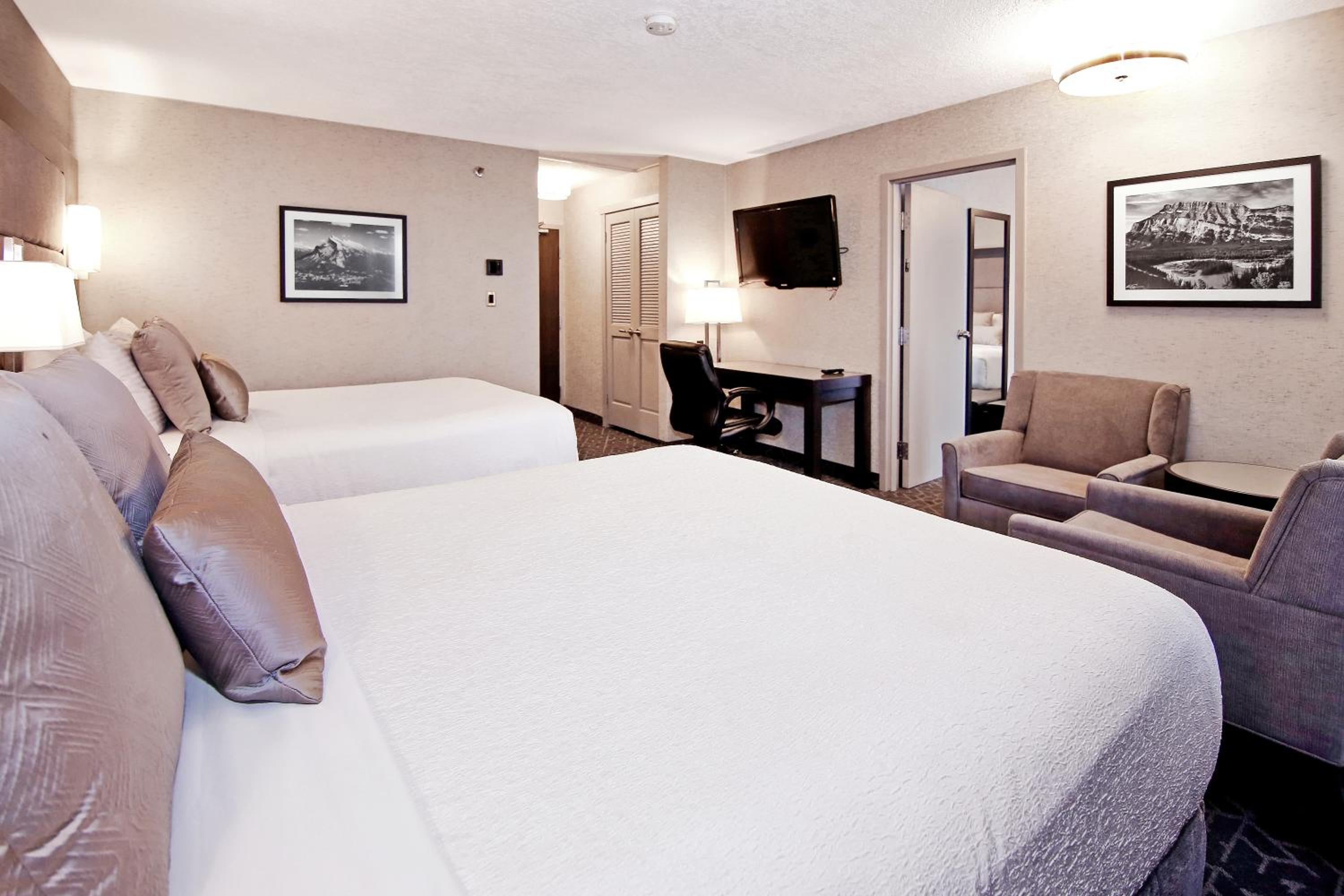 Two-Bedroom Suite photo 3