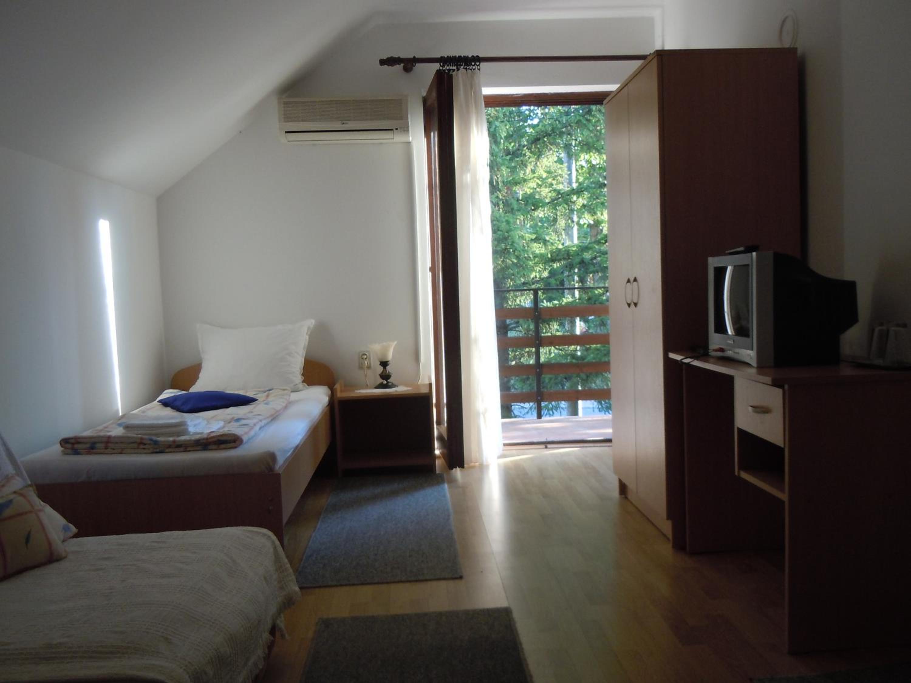 Single Room with Terrace photo 1
