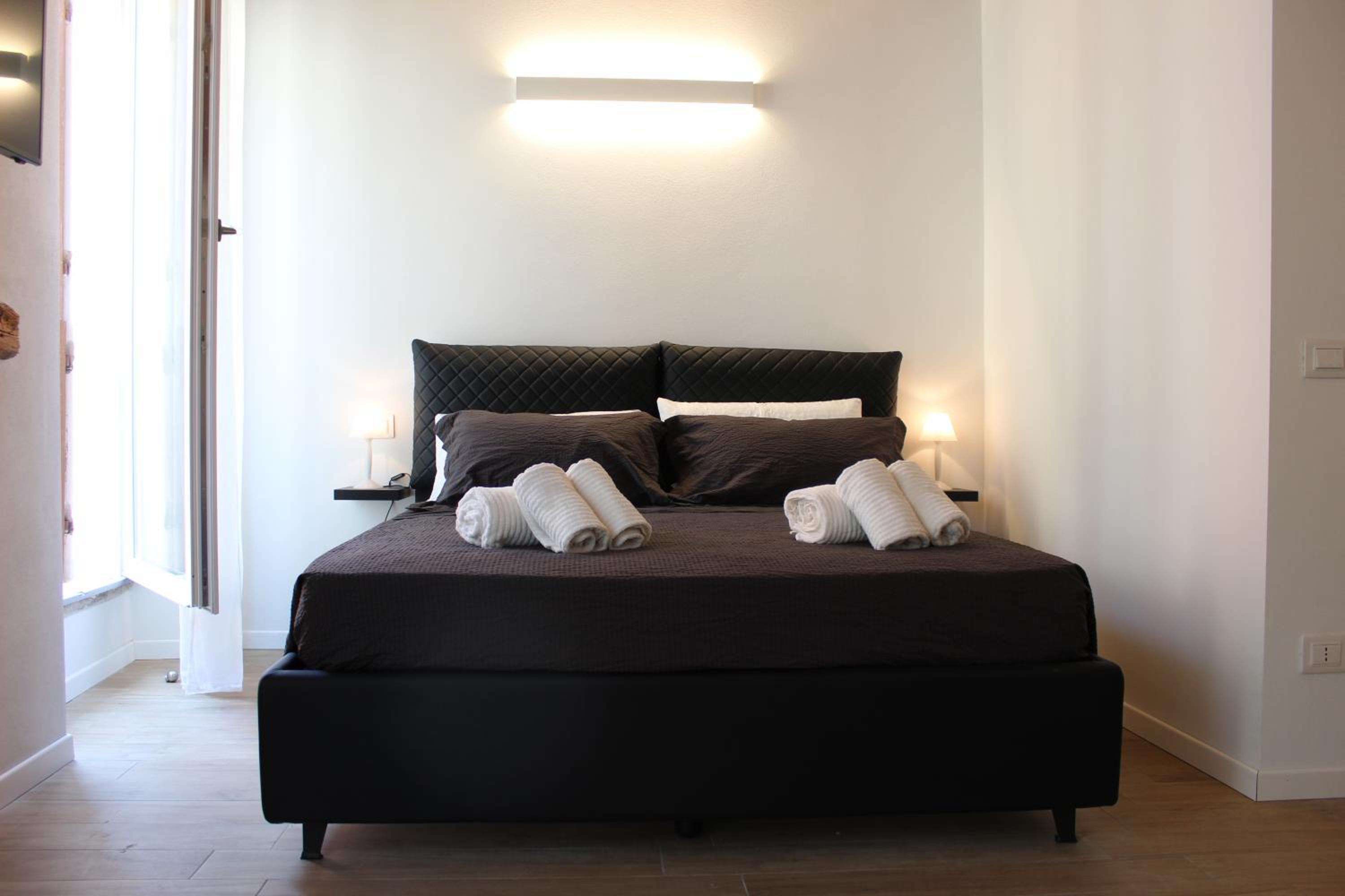 Deluxe Apartment - Photo 10
