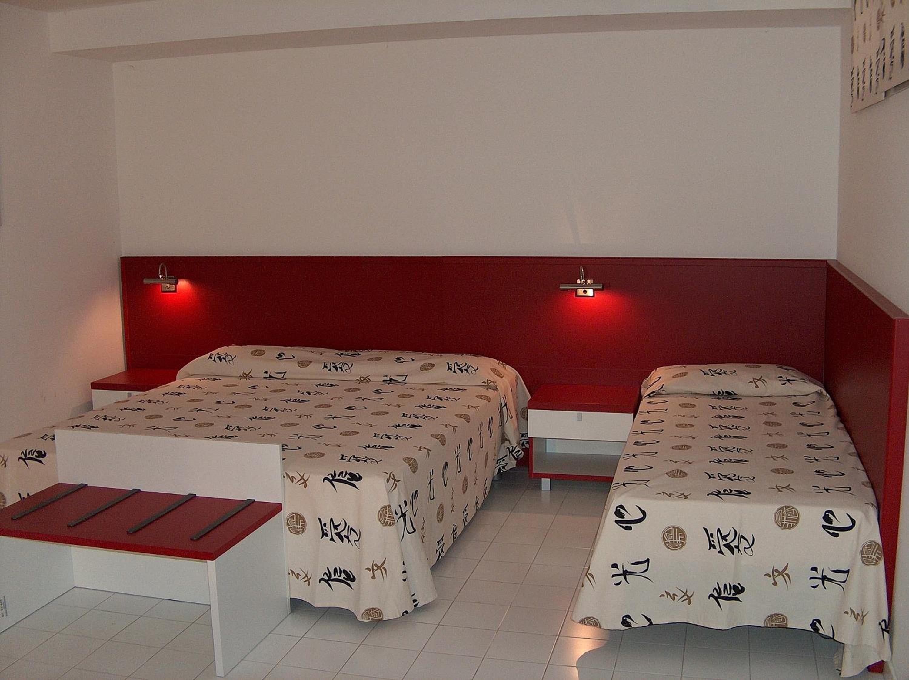 Large One-Bedroom Apartment - Split Level photo 1