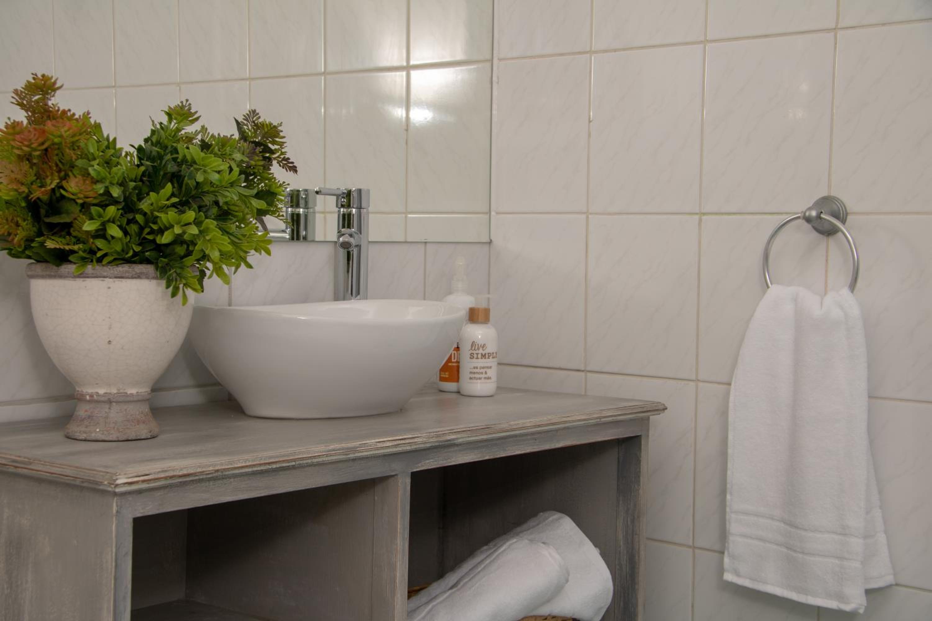 Single Room with Private Bathroom