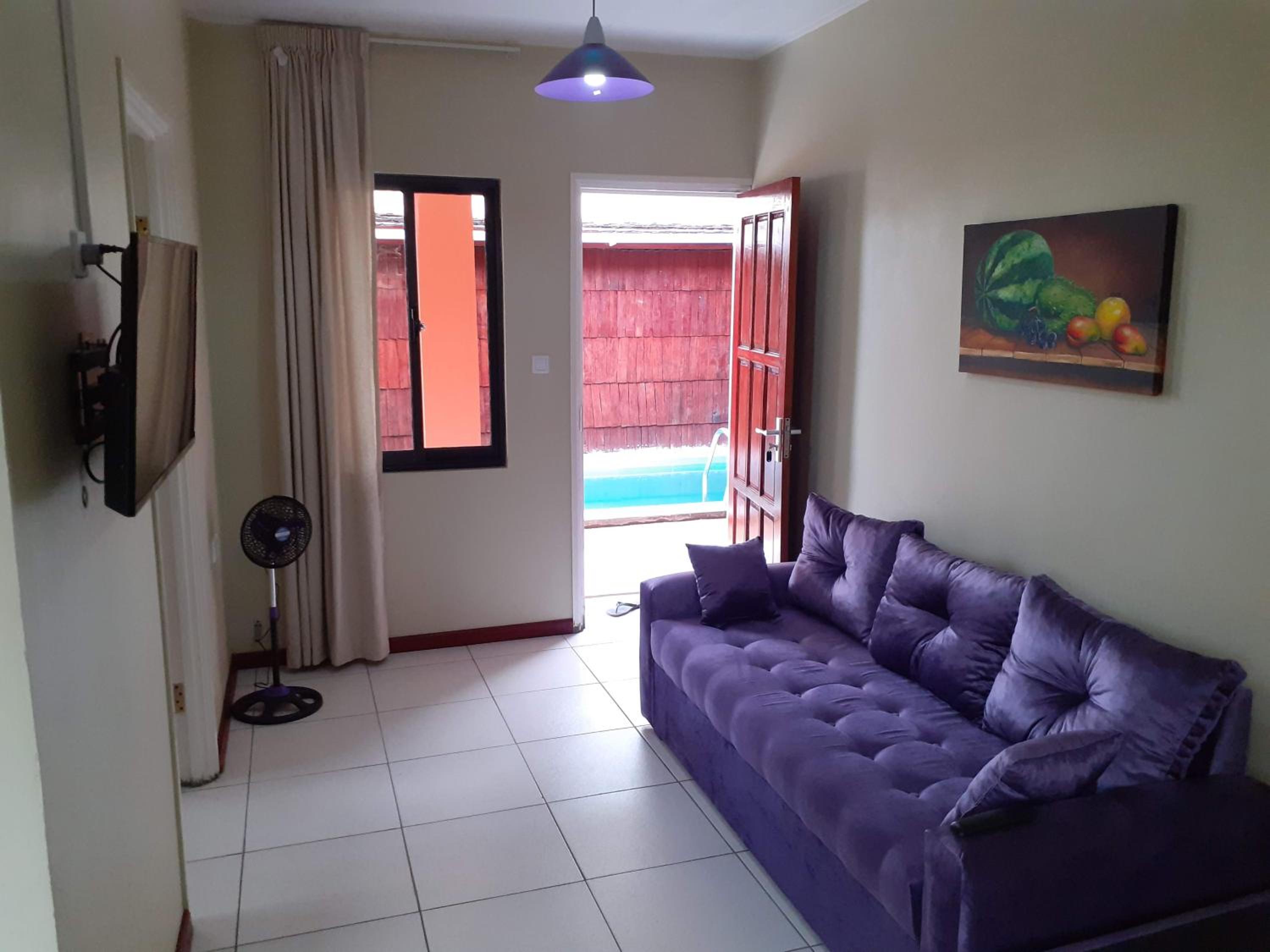 Apartment with Pool View