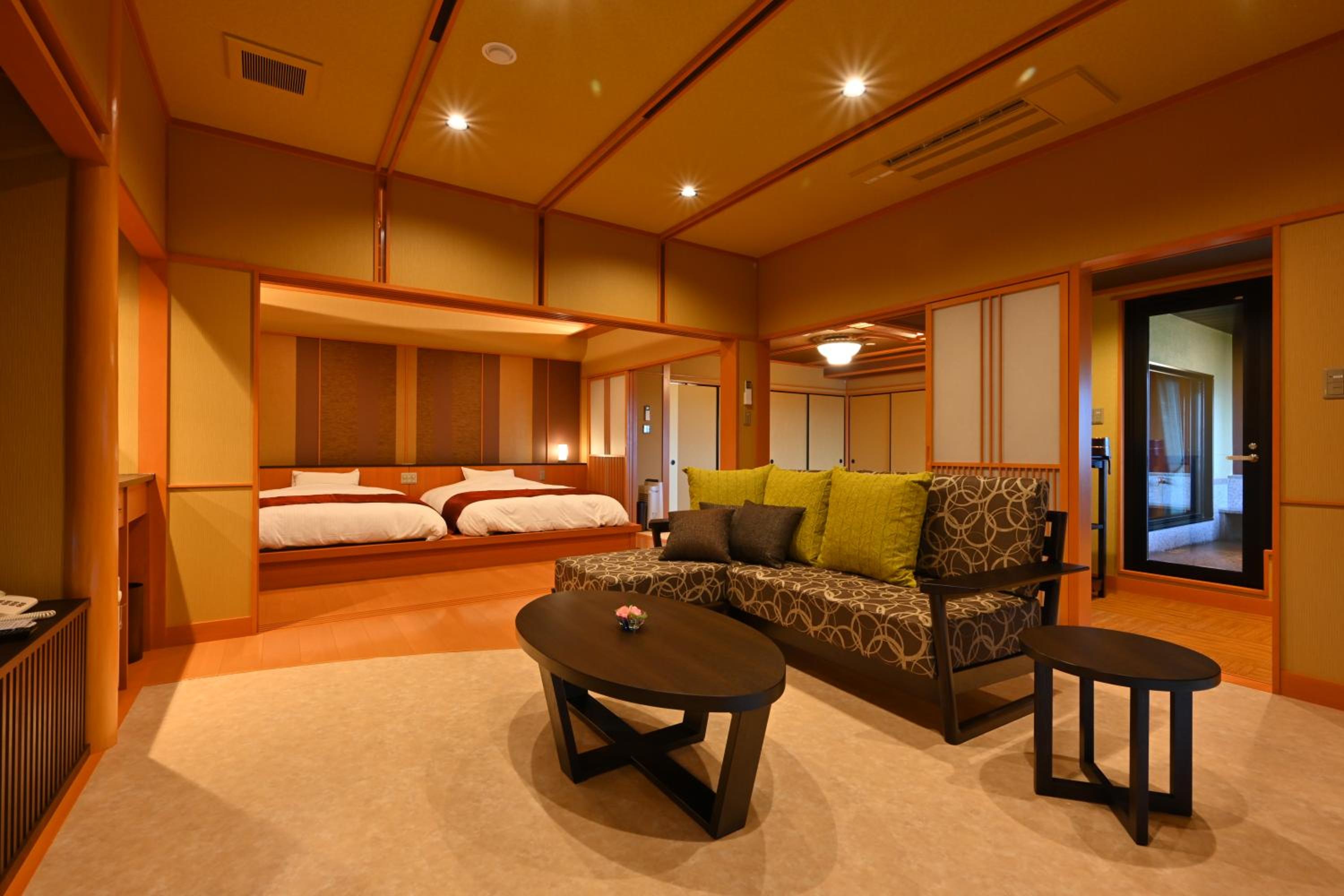 Suite with Open-Air Hot Spring Bath - Photo 11