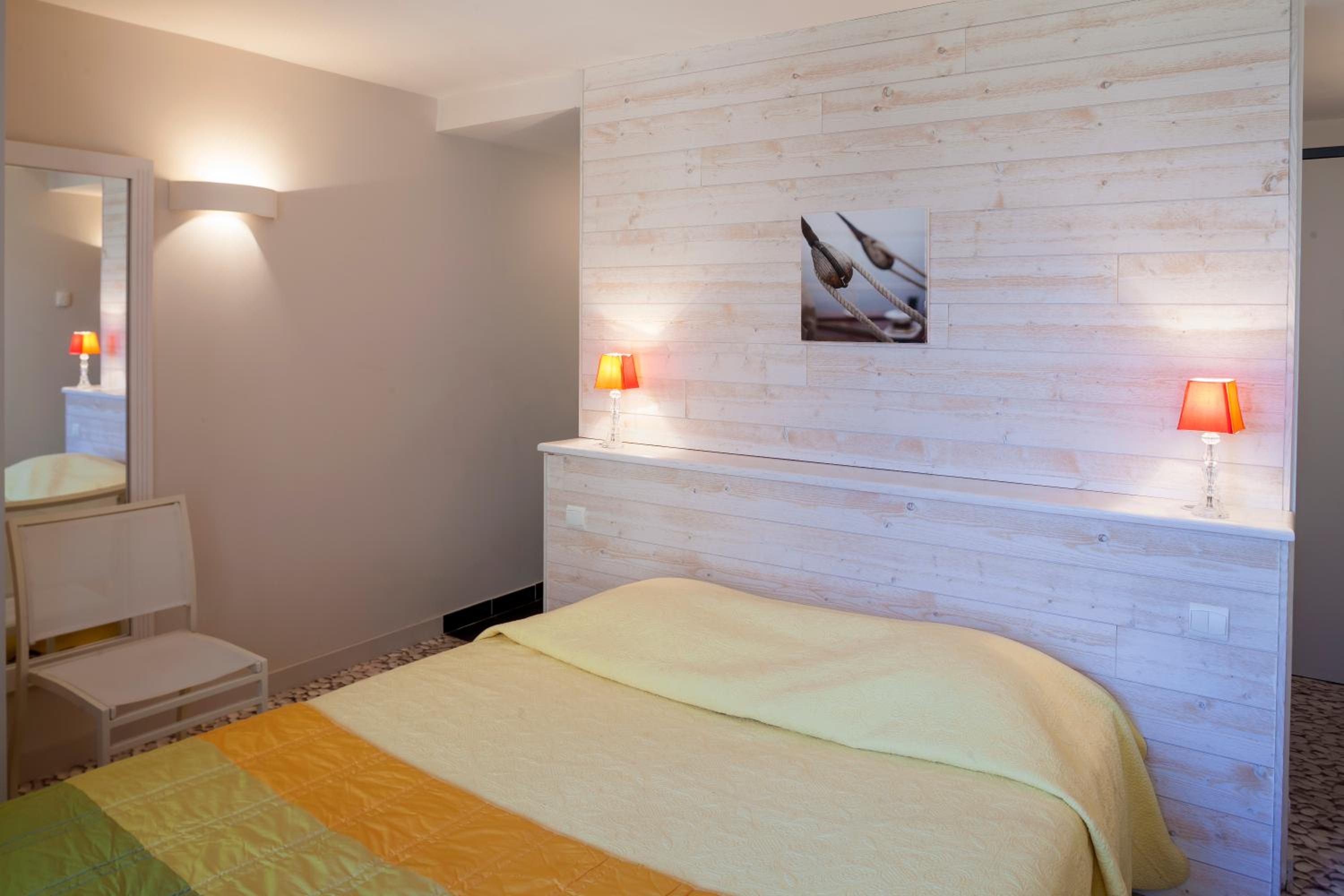 Double Room with Disability Access photo 2