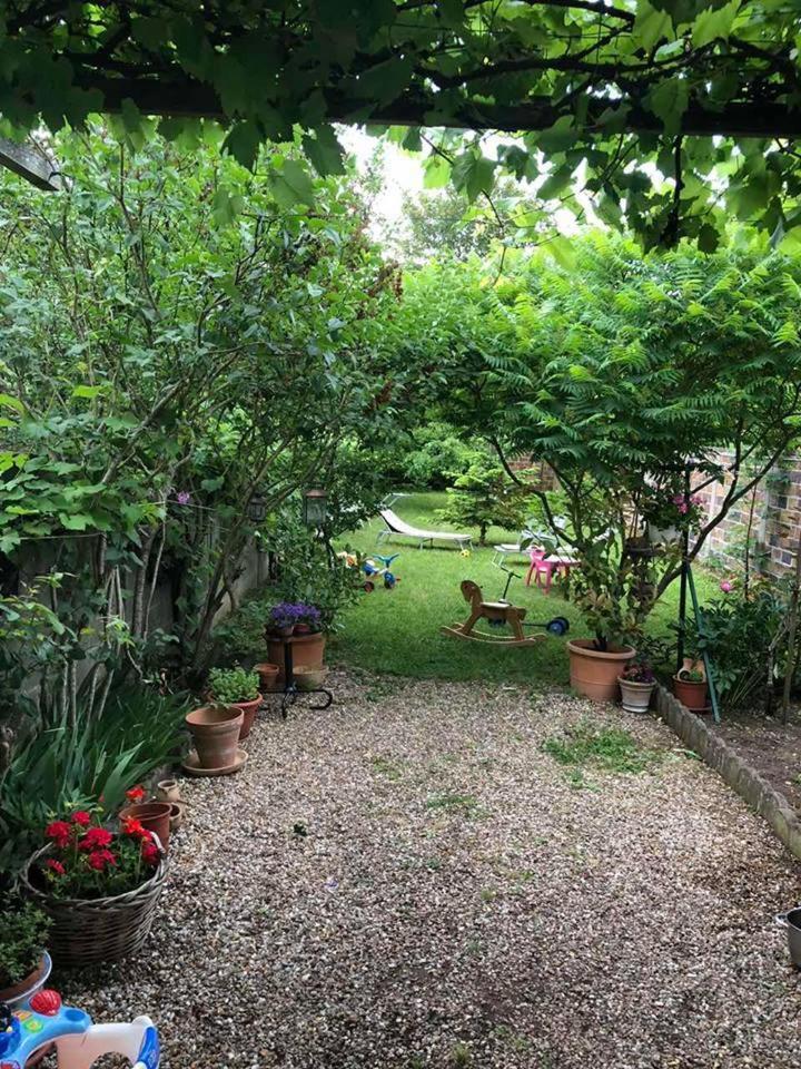 Double Room with Garden View - Photo 1