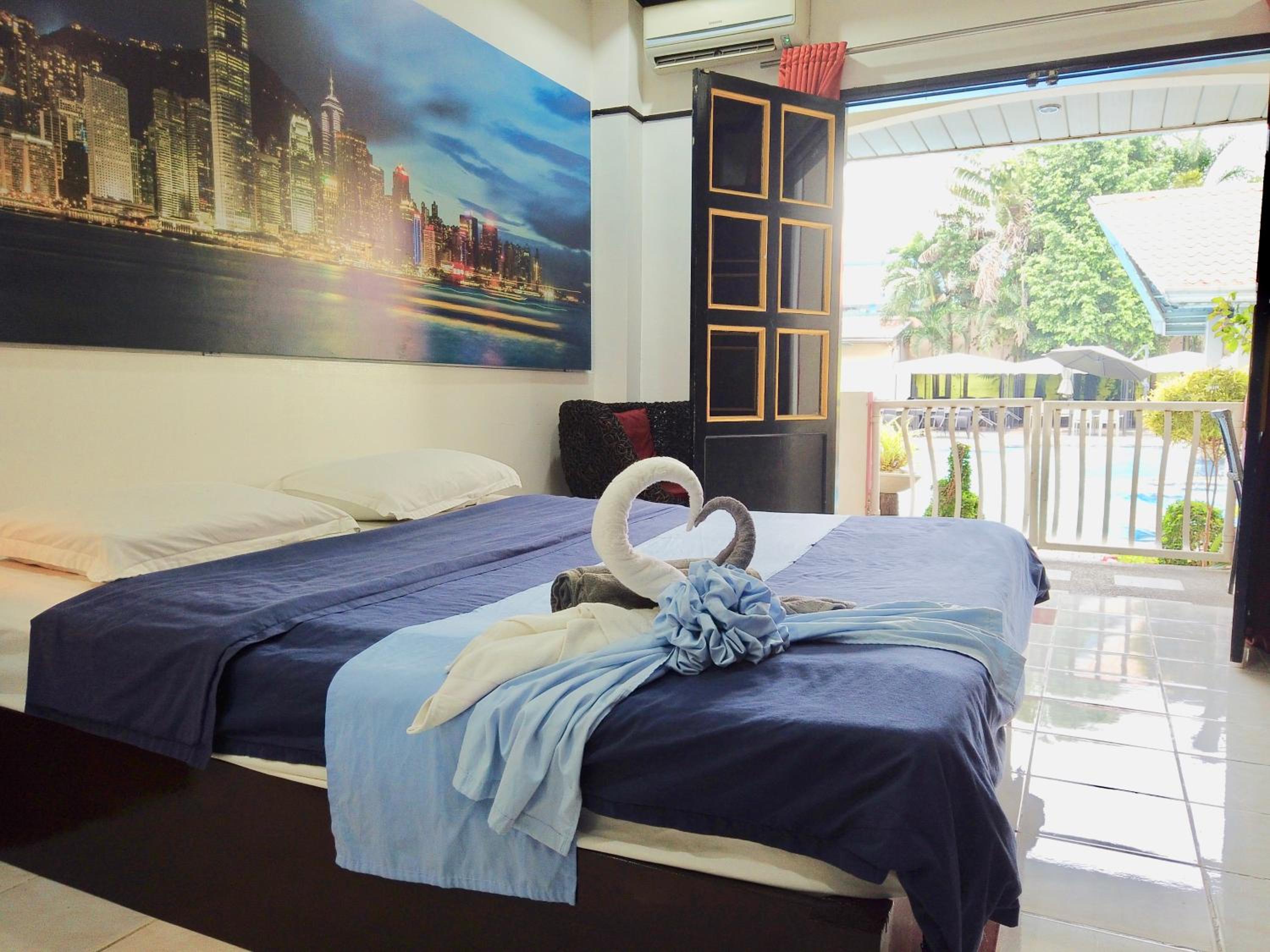 King Room with Balcony photo 3