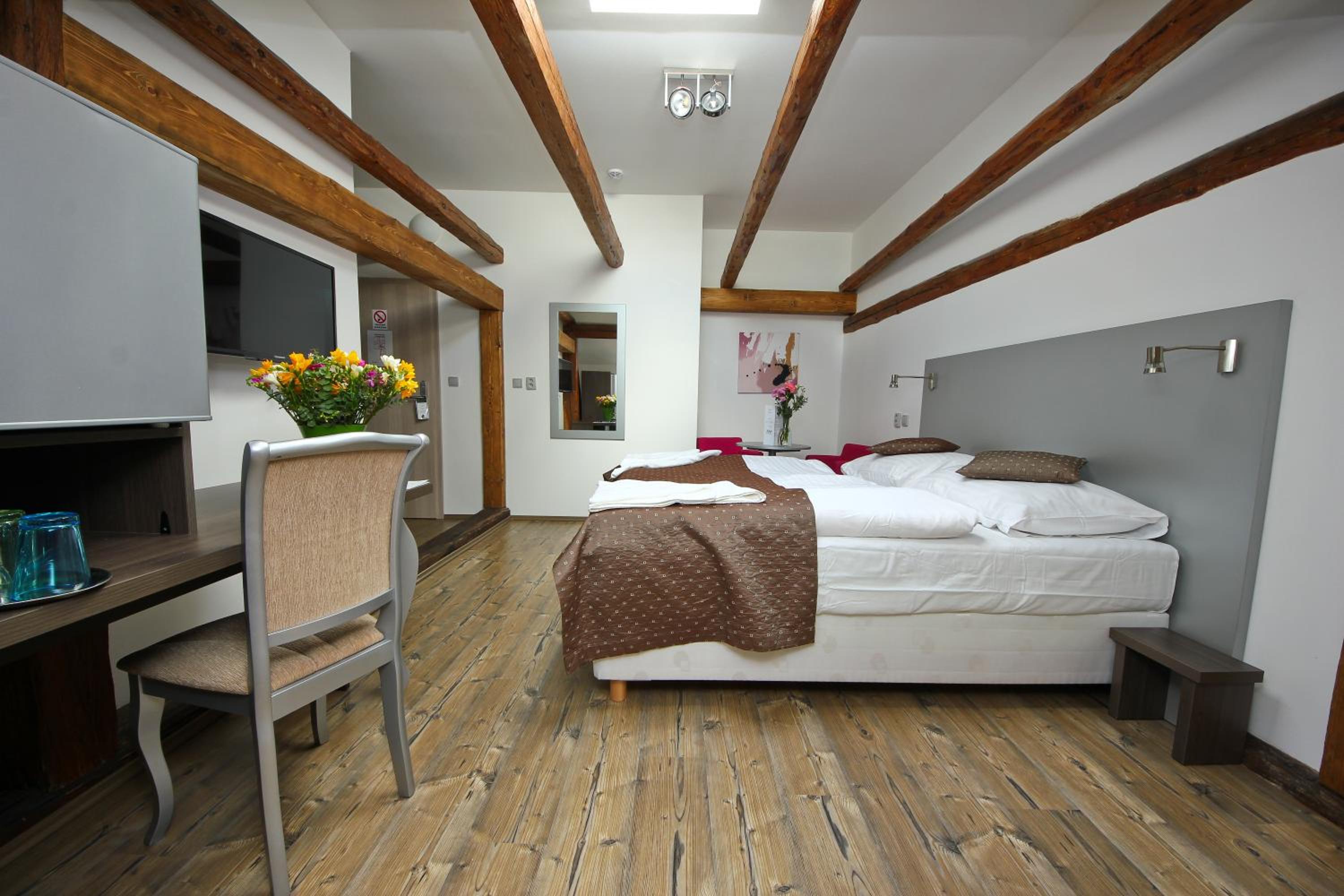 Deluxe Double Room photo 3