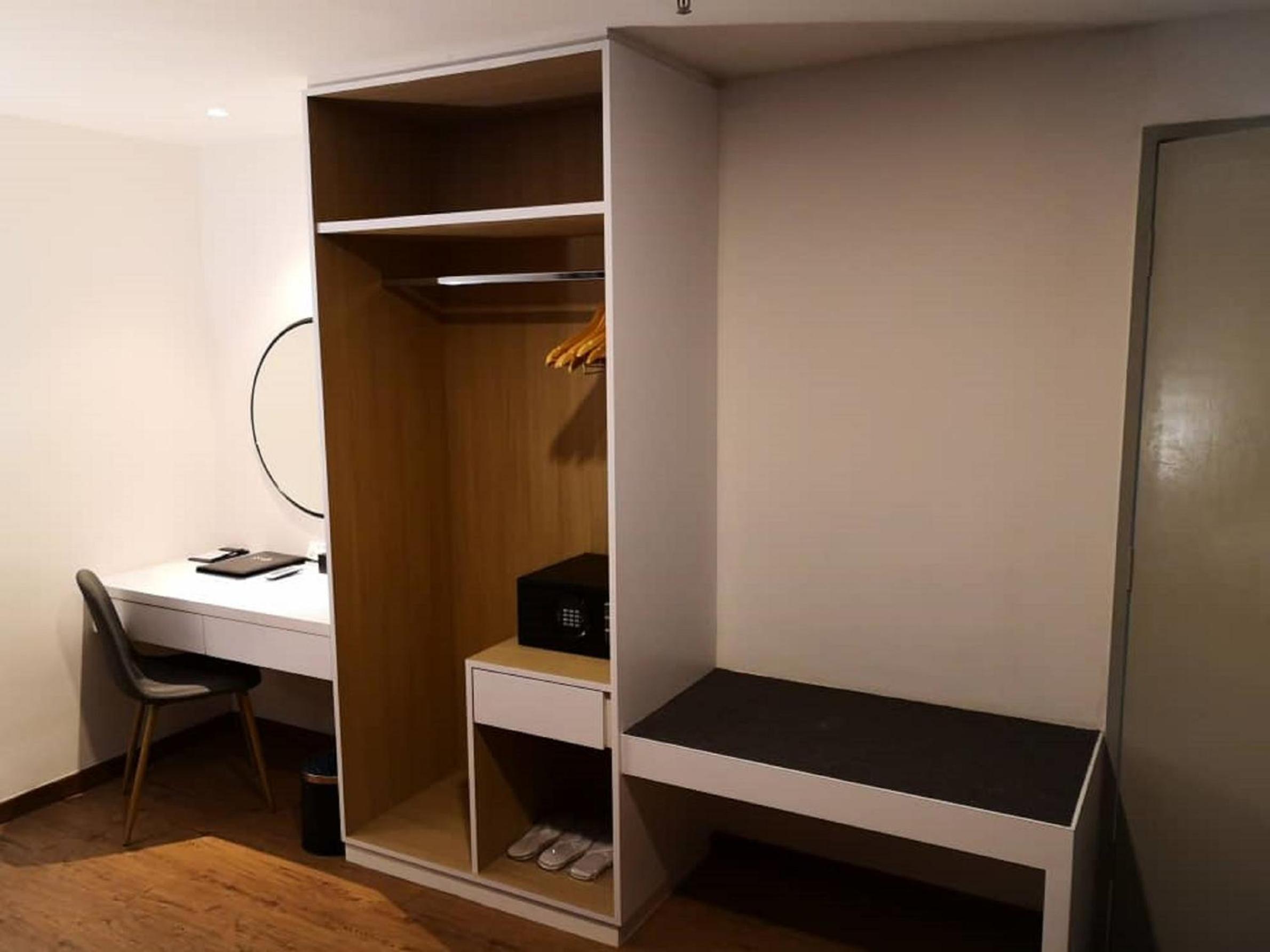 Deluxe Triple Room photo 3