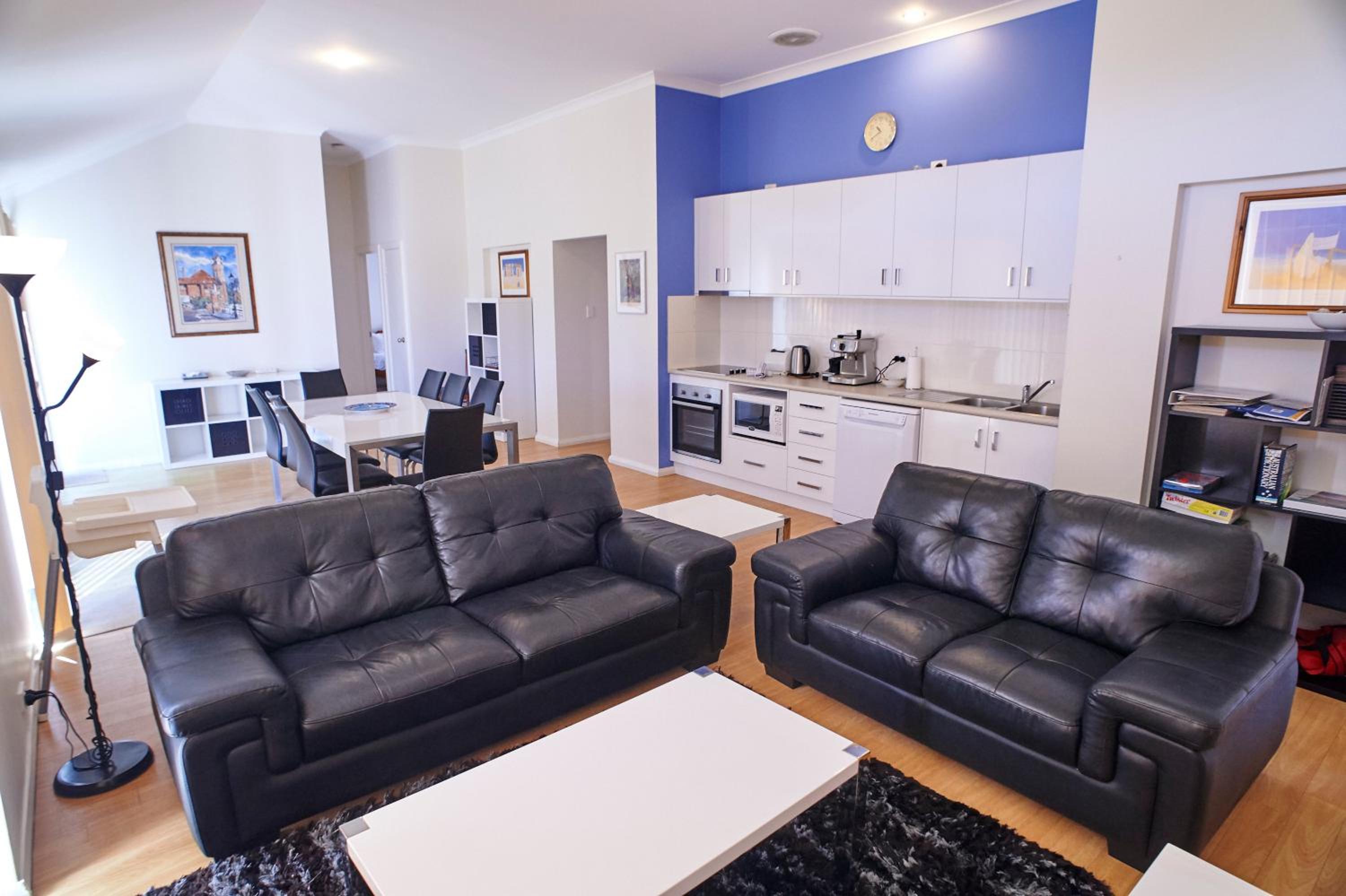 Three-Bedroom Villa photo 1