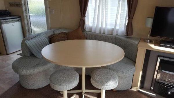 Caravan photo 2