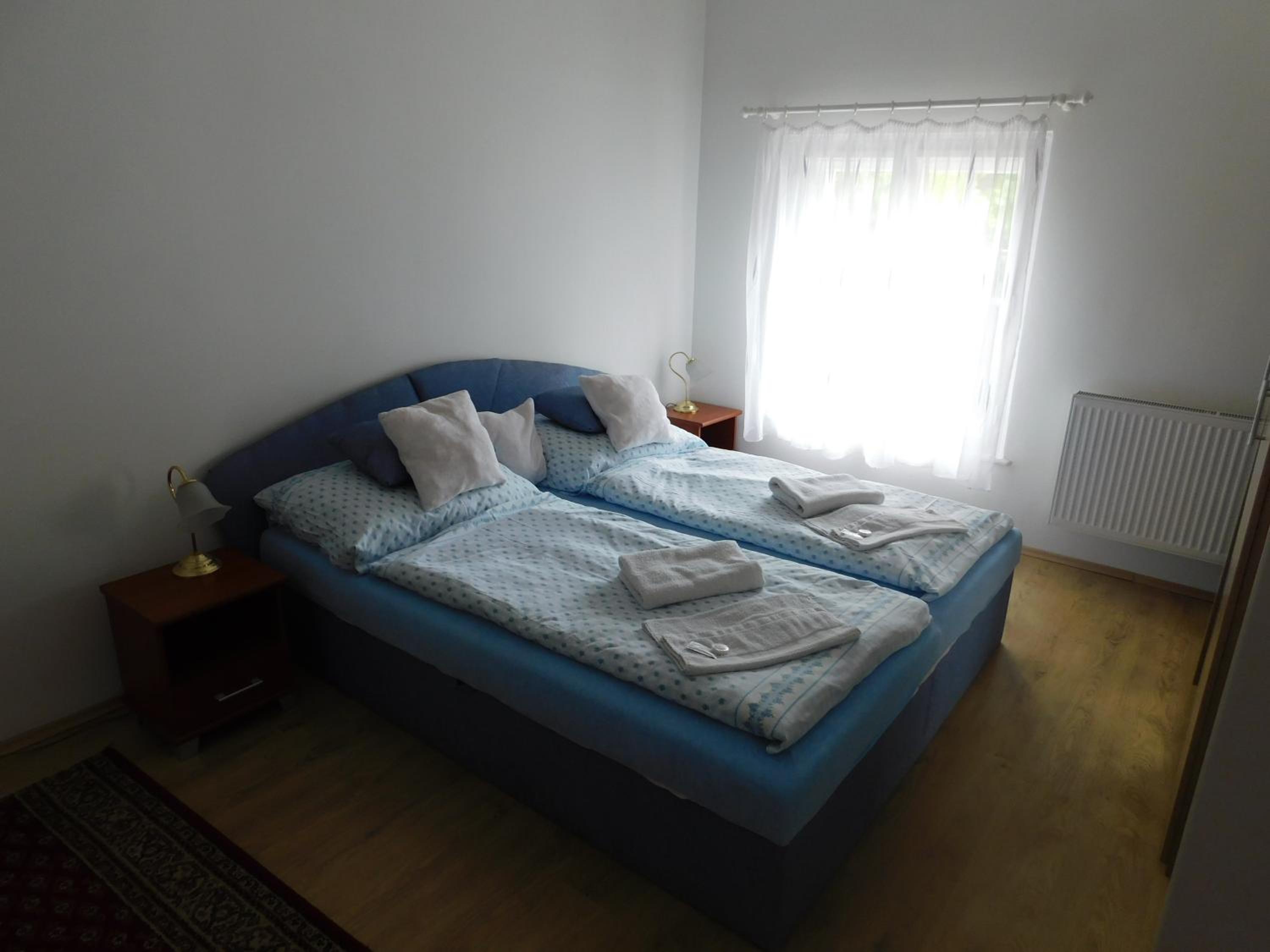 Double Room With Extra Bed photo 1