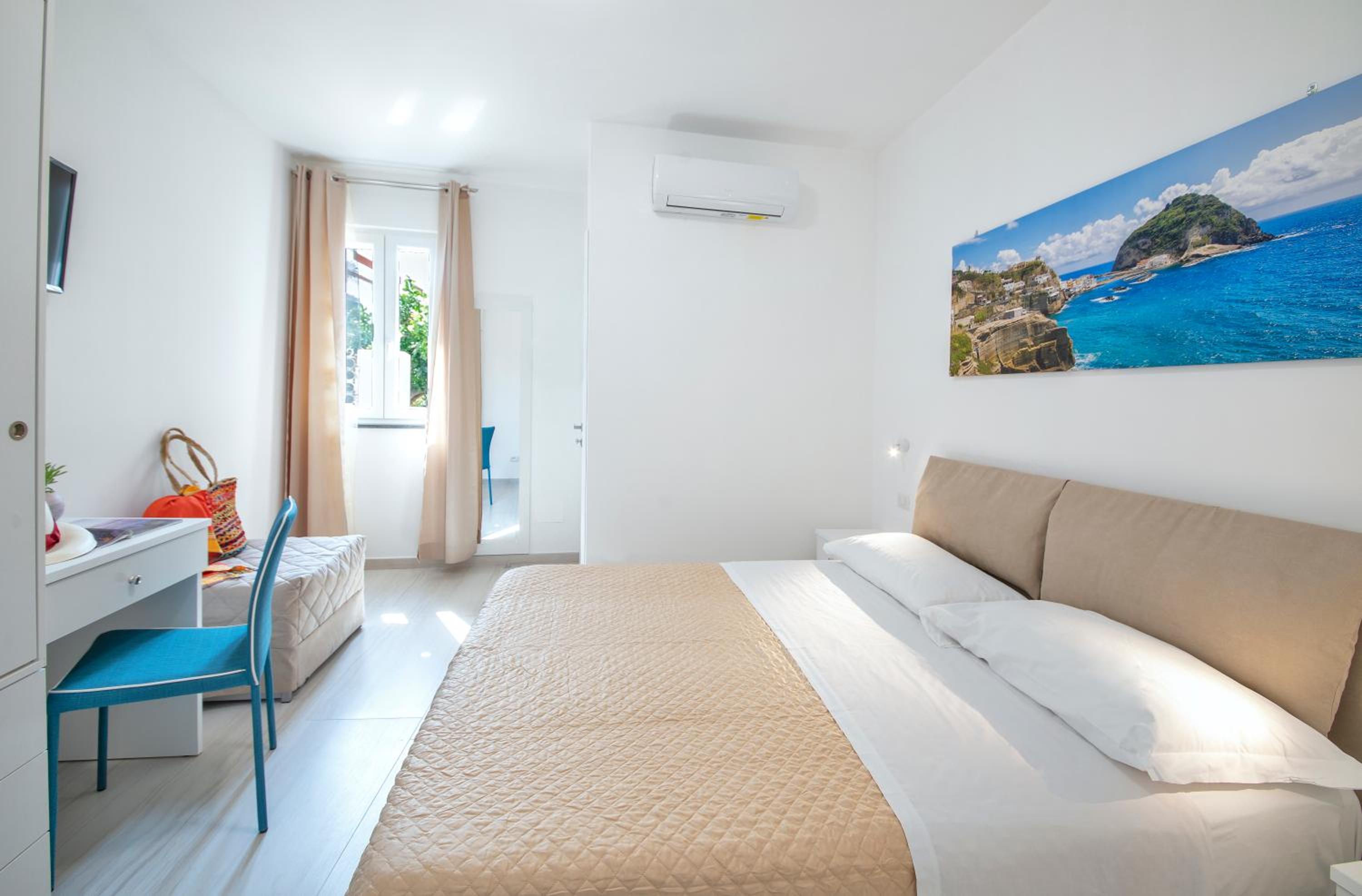 Superior Double Room - Photo 2