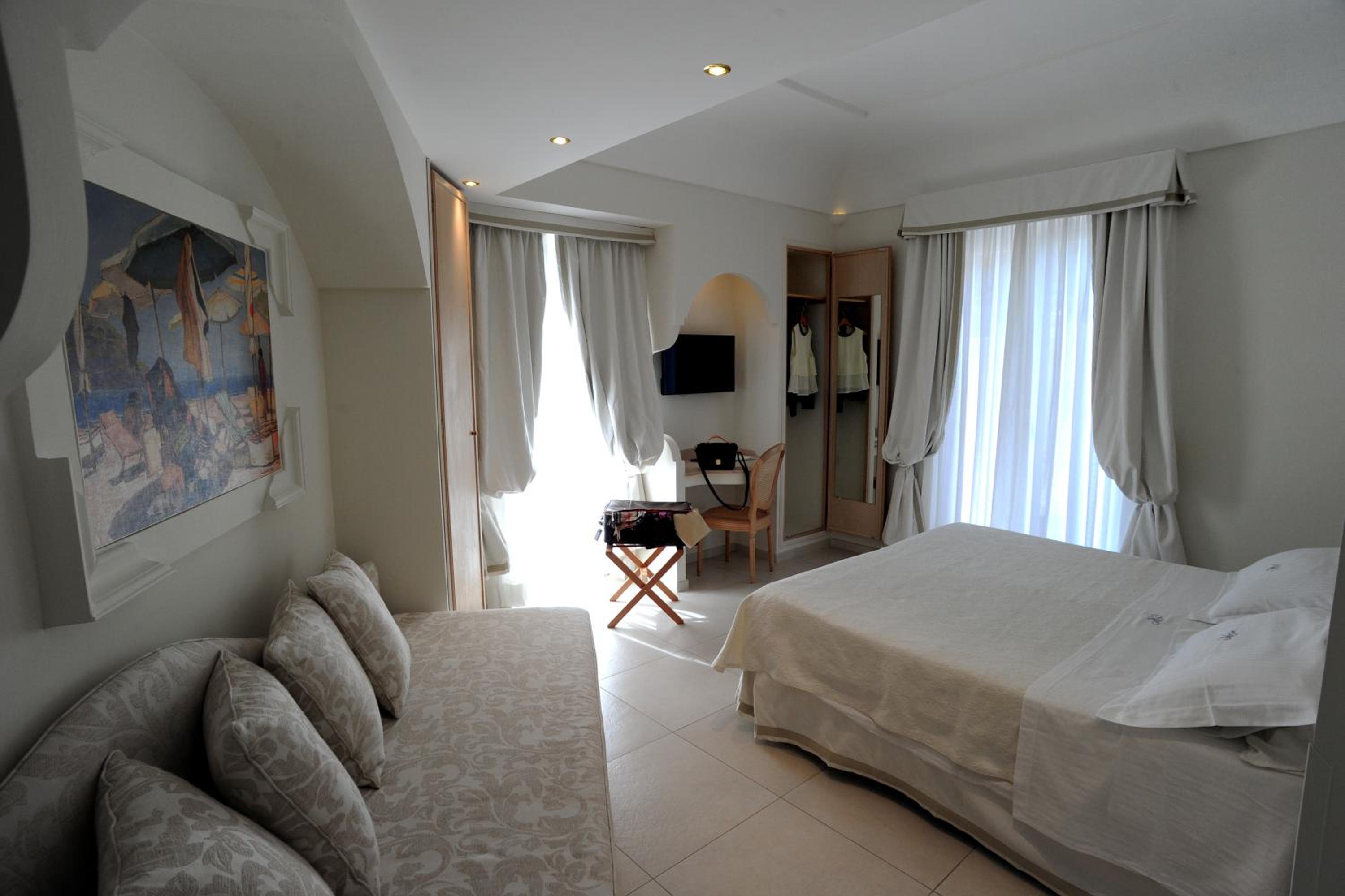 Superior Double Room photo 3