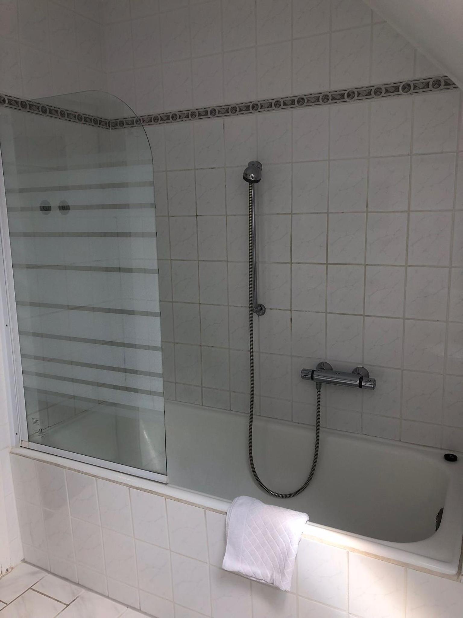 Double Room - Photo 4
