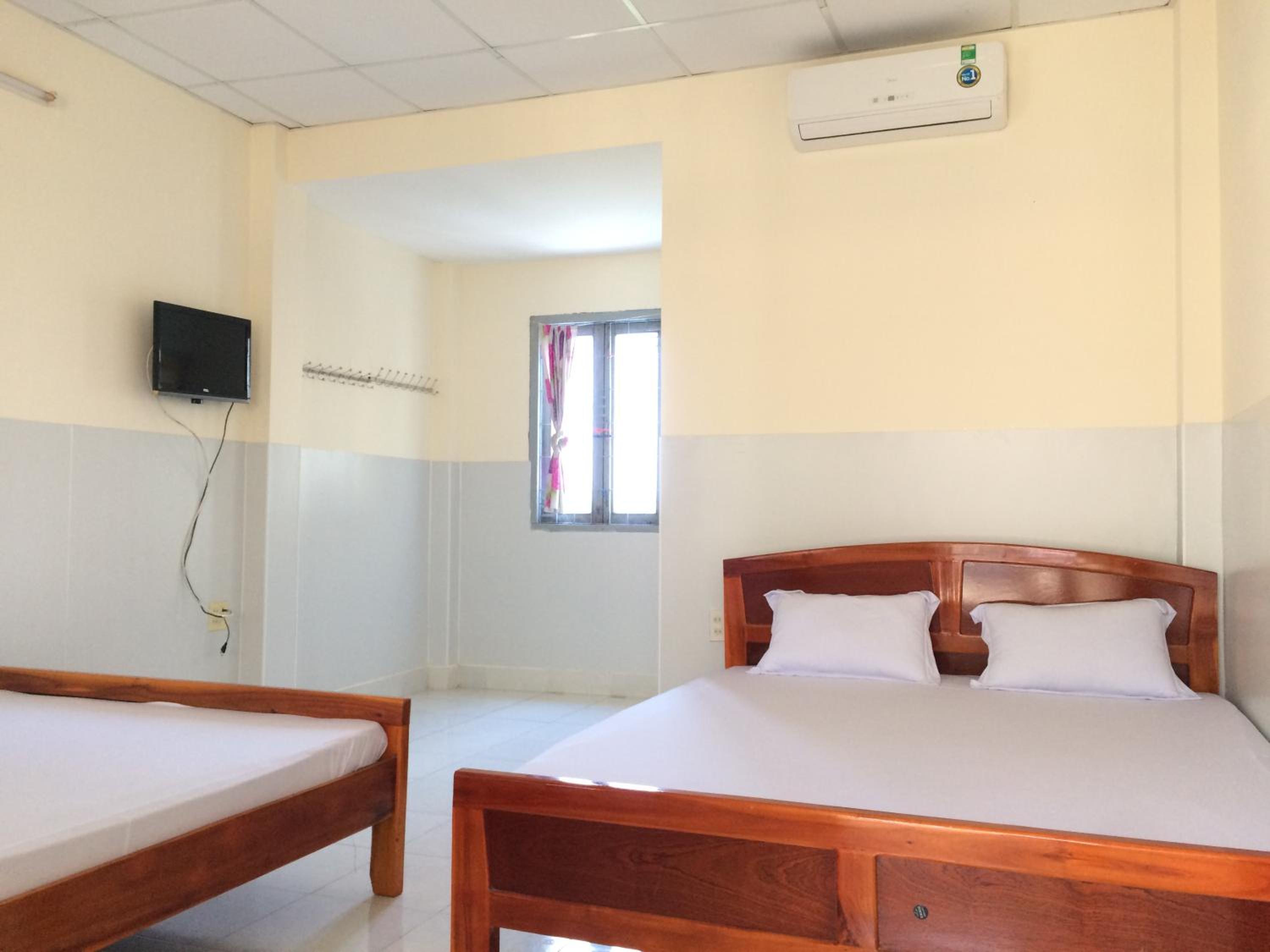 Mixed Dormitory Room